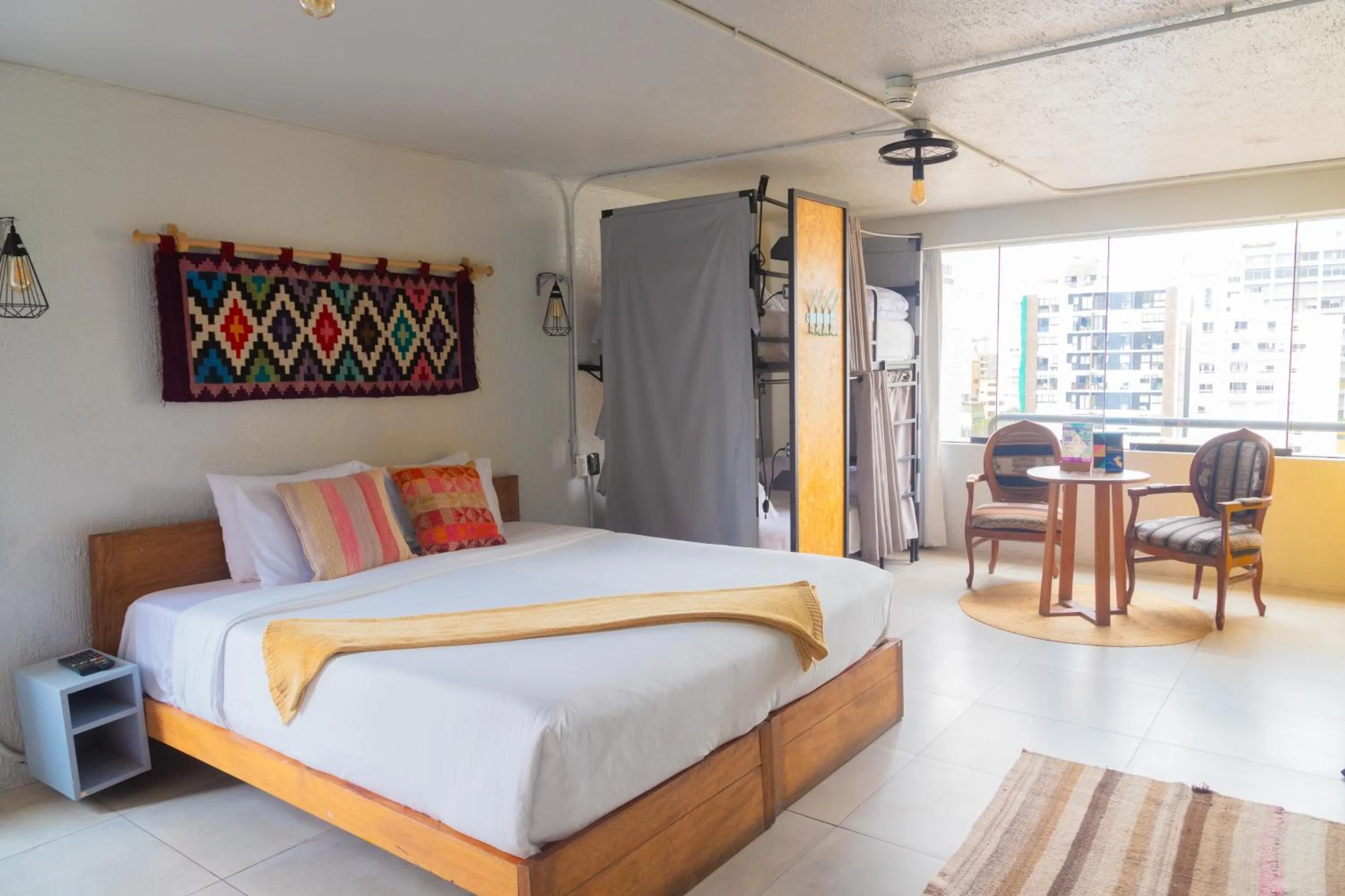 Bathroom, Bed in NAIA Miraflores Lima