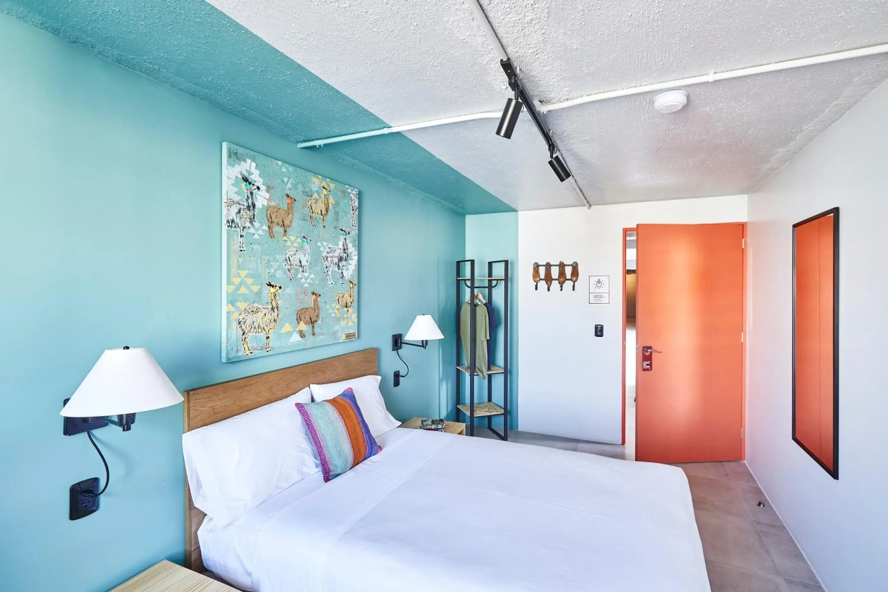 Small Room with Shared Bathroom in NAIA Miraflores Lima Small Room with Shared Bathroom in NAIA Miraflores Lima