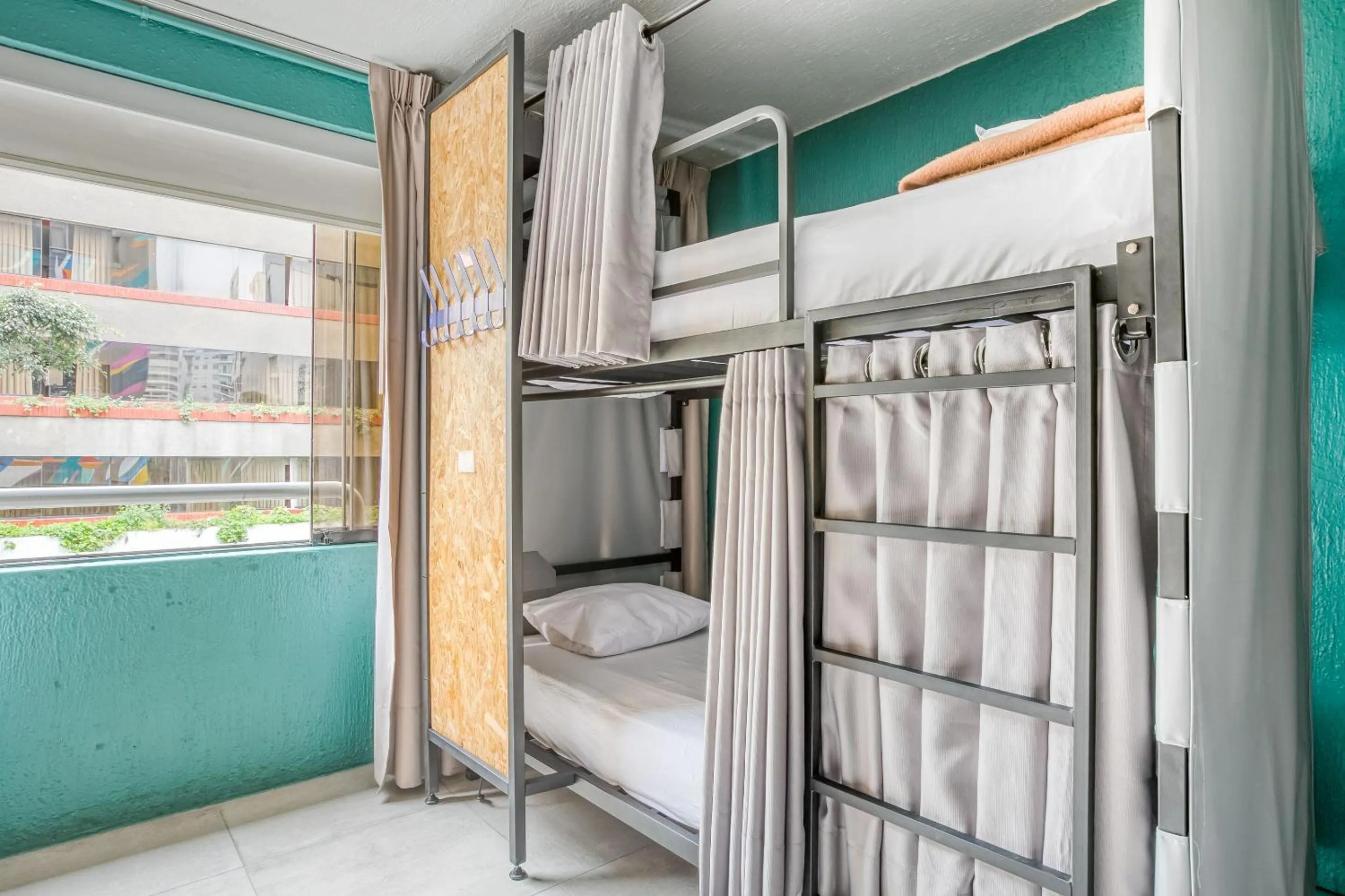 Bed in NAIA Miraflores Lima