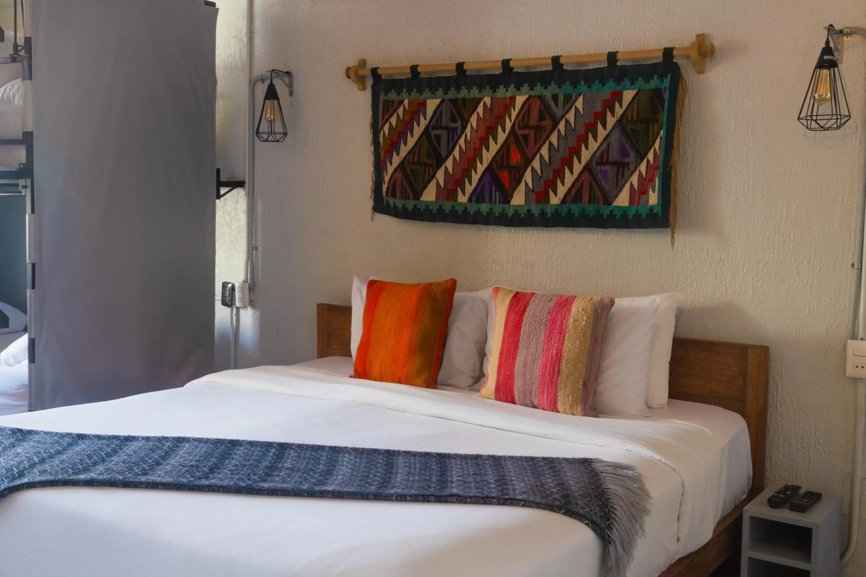 Bed in NAIA Miraflores Lima