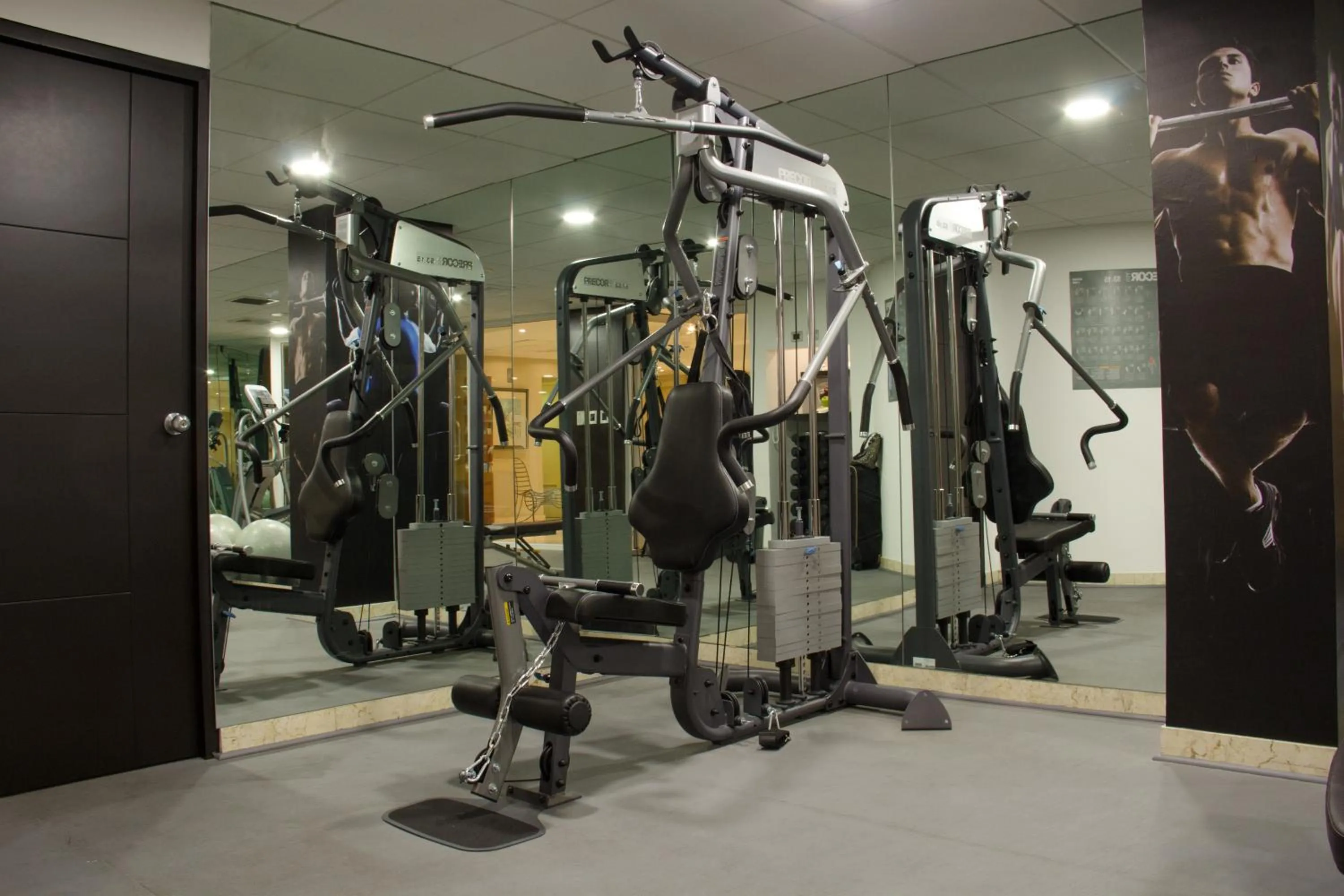 Fitness centre/facilities in Del Pilar Miraflores Hotel