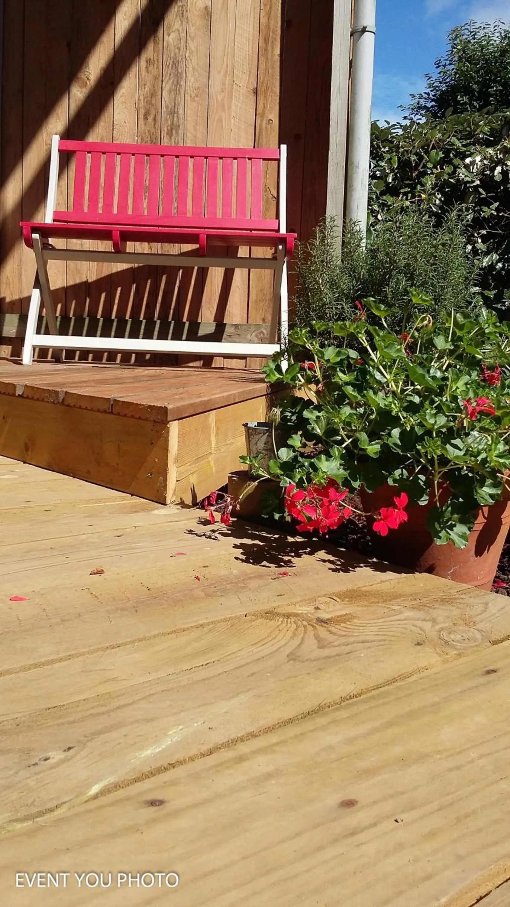 Garden view in Les Hauts de la Cluse