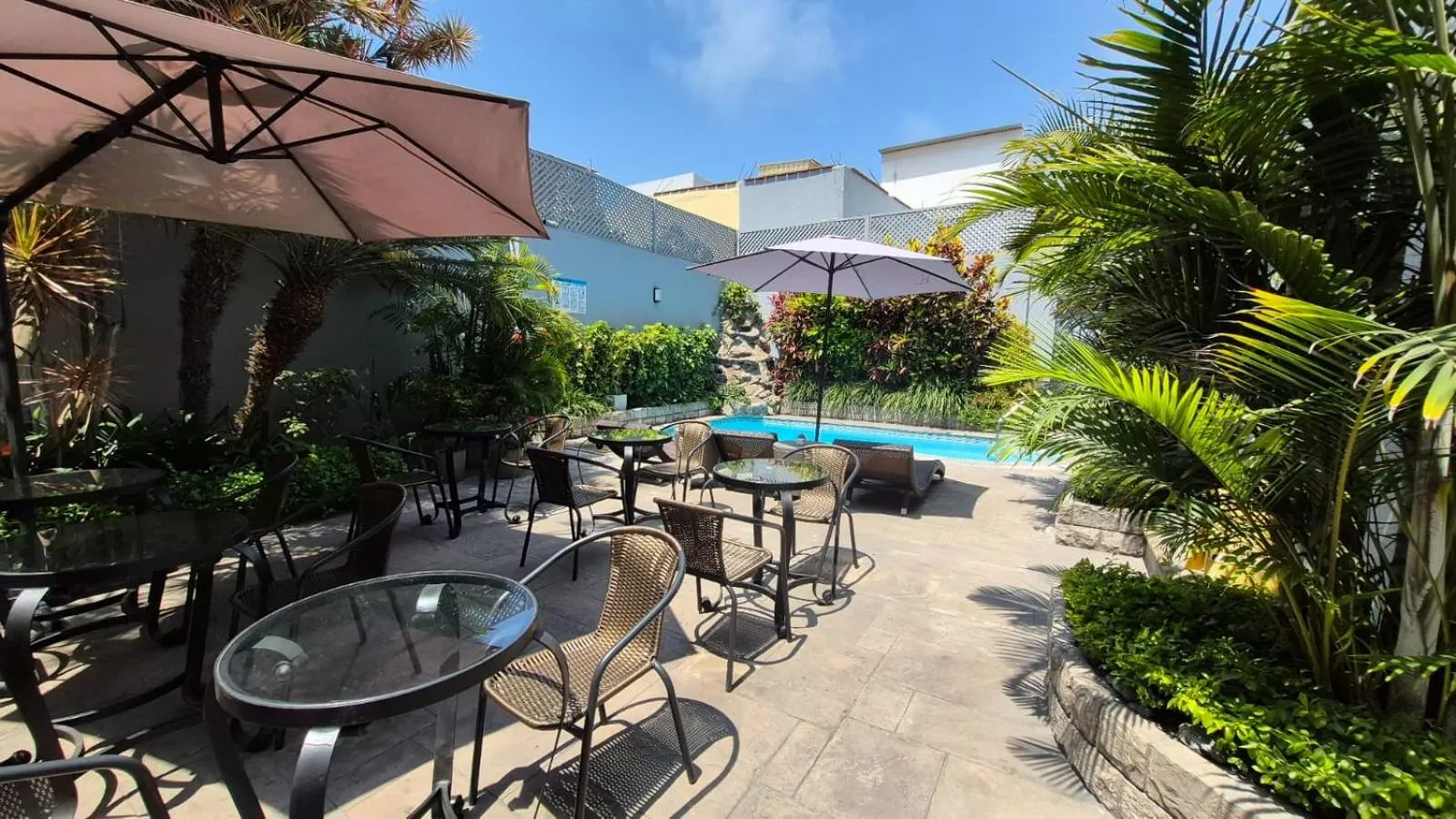 Swimming pool in El Golf Hotel Boutique