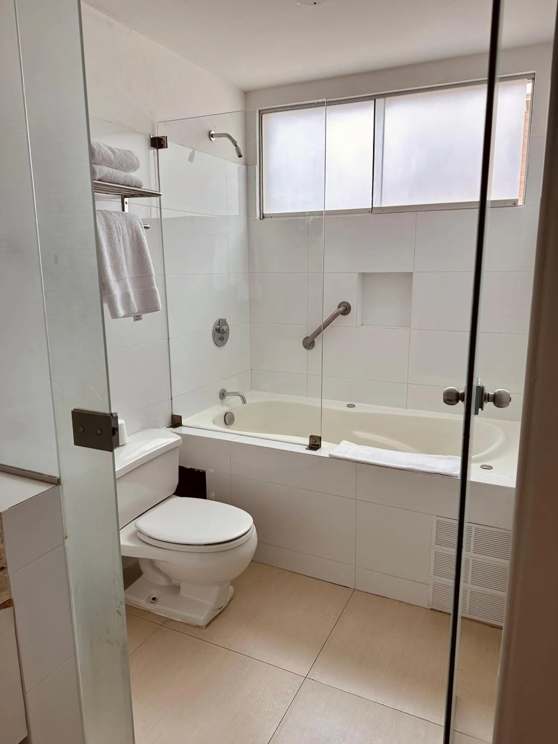 Hot Tub in El Golf Hotel Boutique