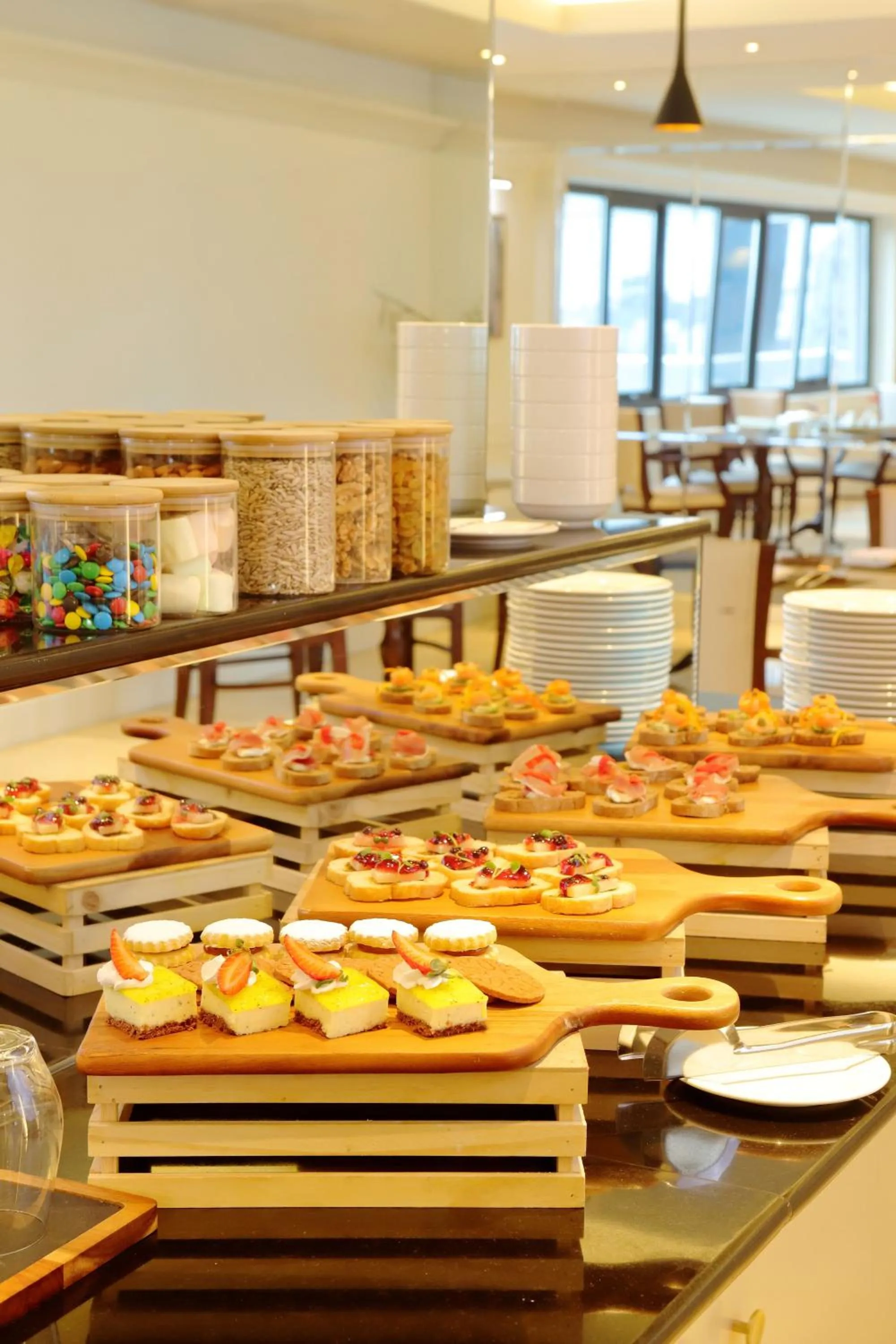 Restaurant/places to eat in Meliá Lima