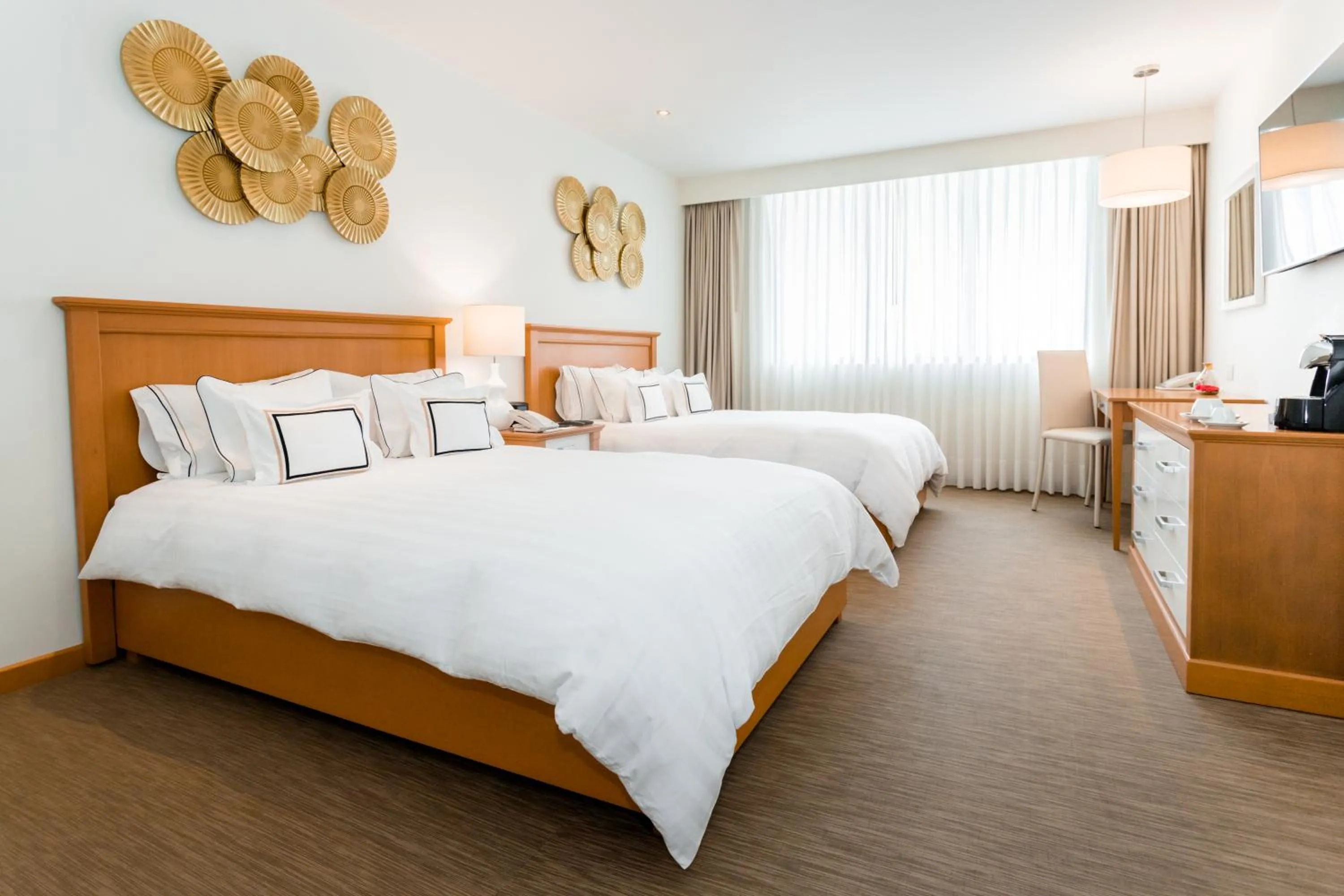 Photo of the whole room, Bed in Hotel Melia Lima