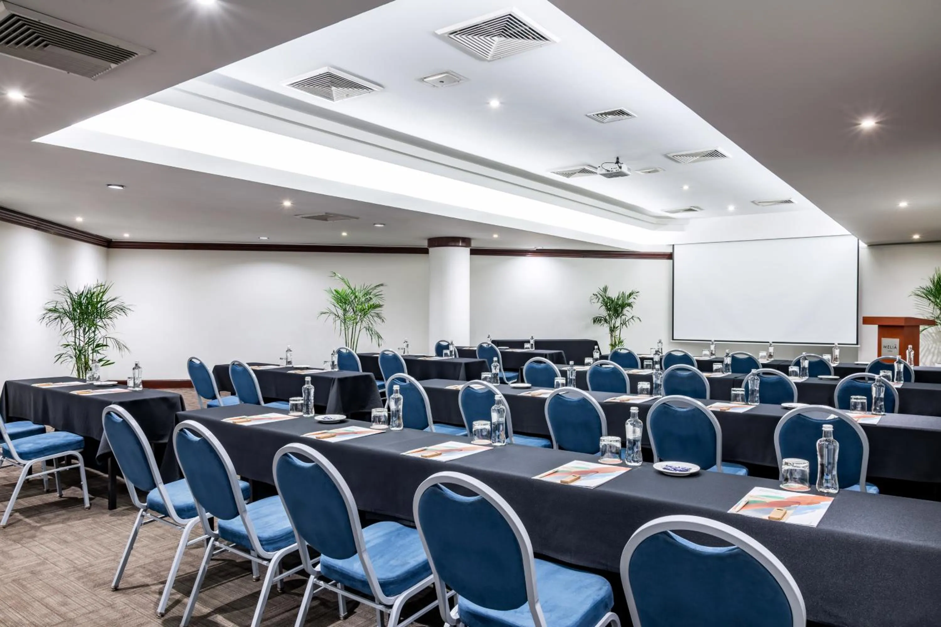 Meeting/conference room in Hotel Melia Lima