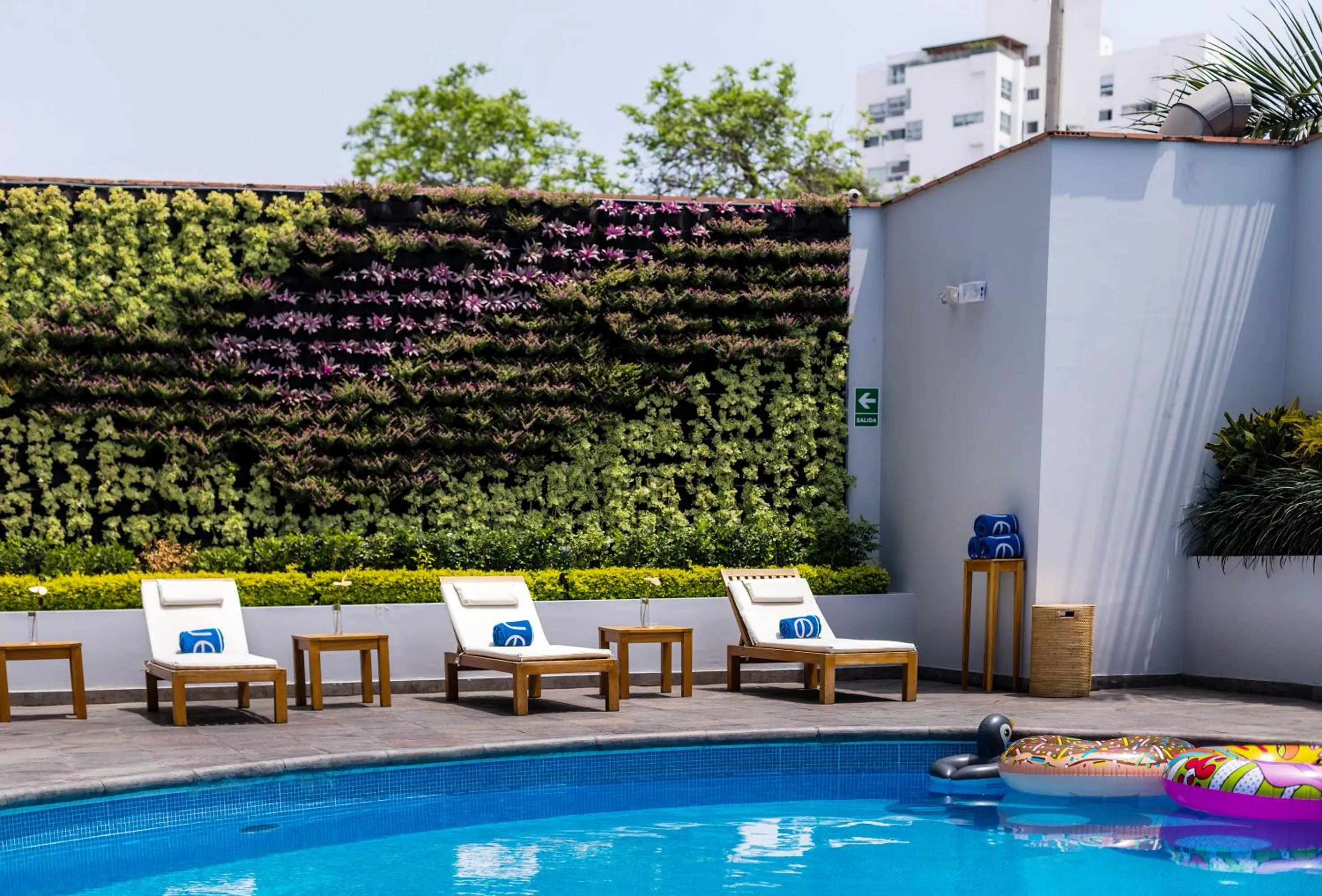 Property building in Meliá Lima