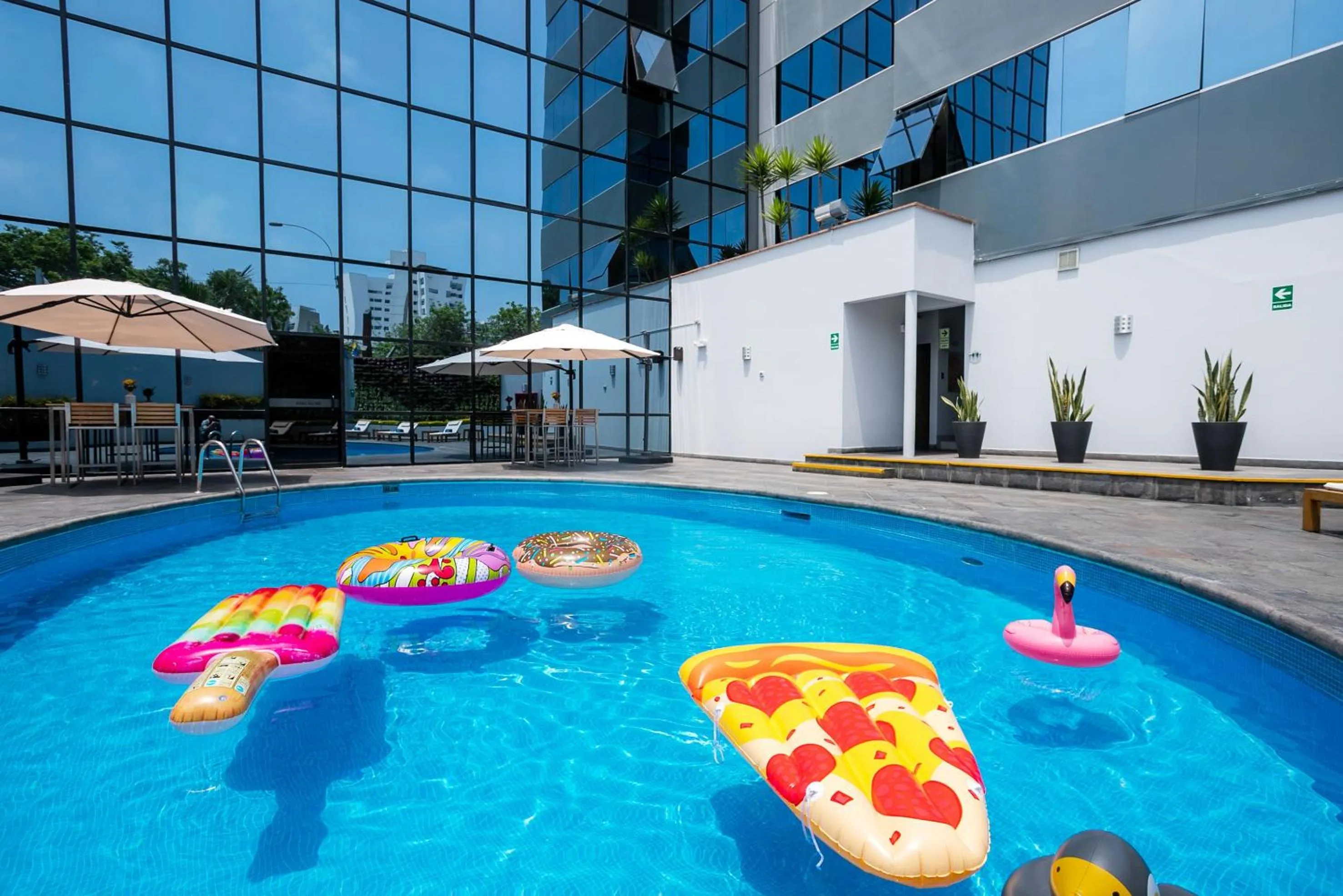 Property building in Meliá Lima