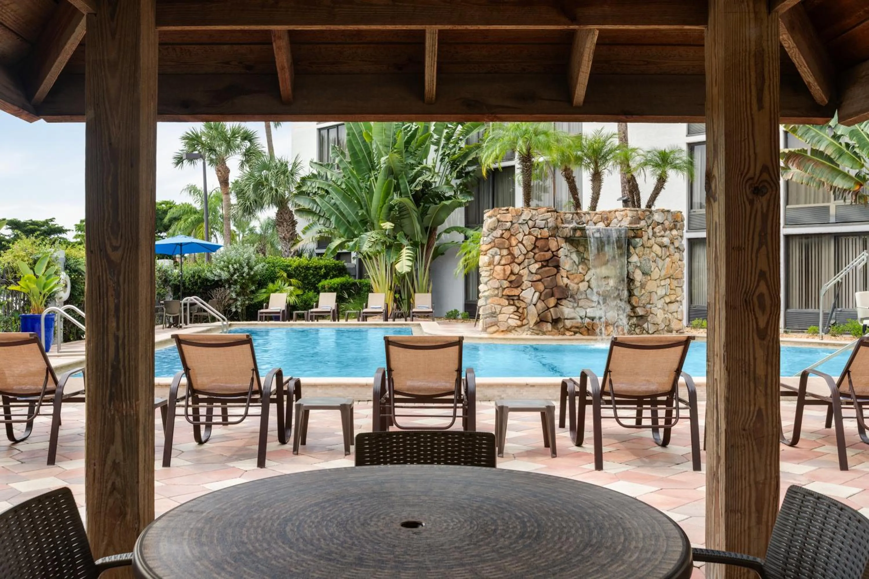 Swimming pool in Doubletree by Hilton Fort Myers at Bell Tower Shops