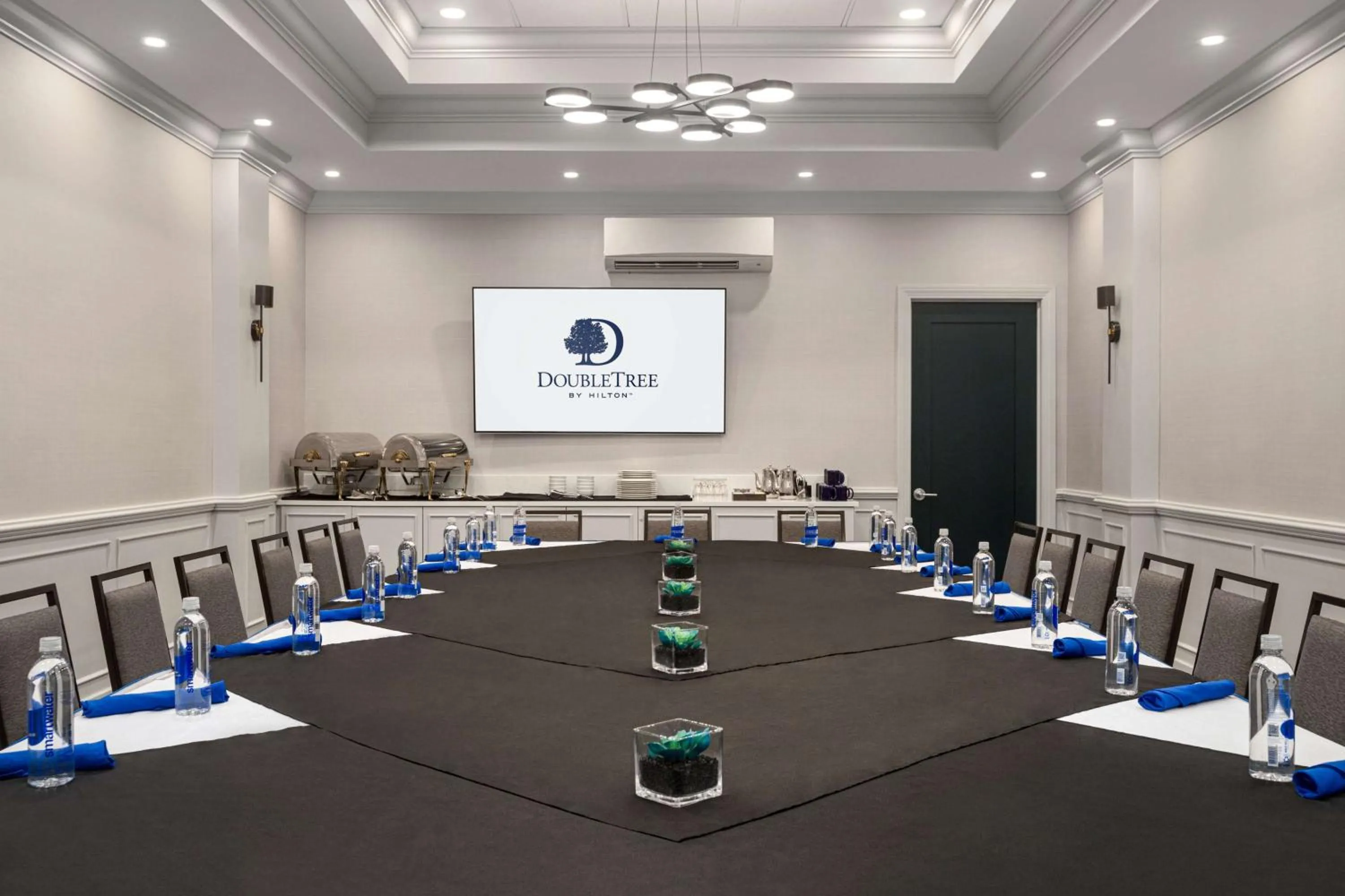 Meeting/conference room in Doubletree by Hilton Fort Myers at Bell Tower Shops