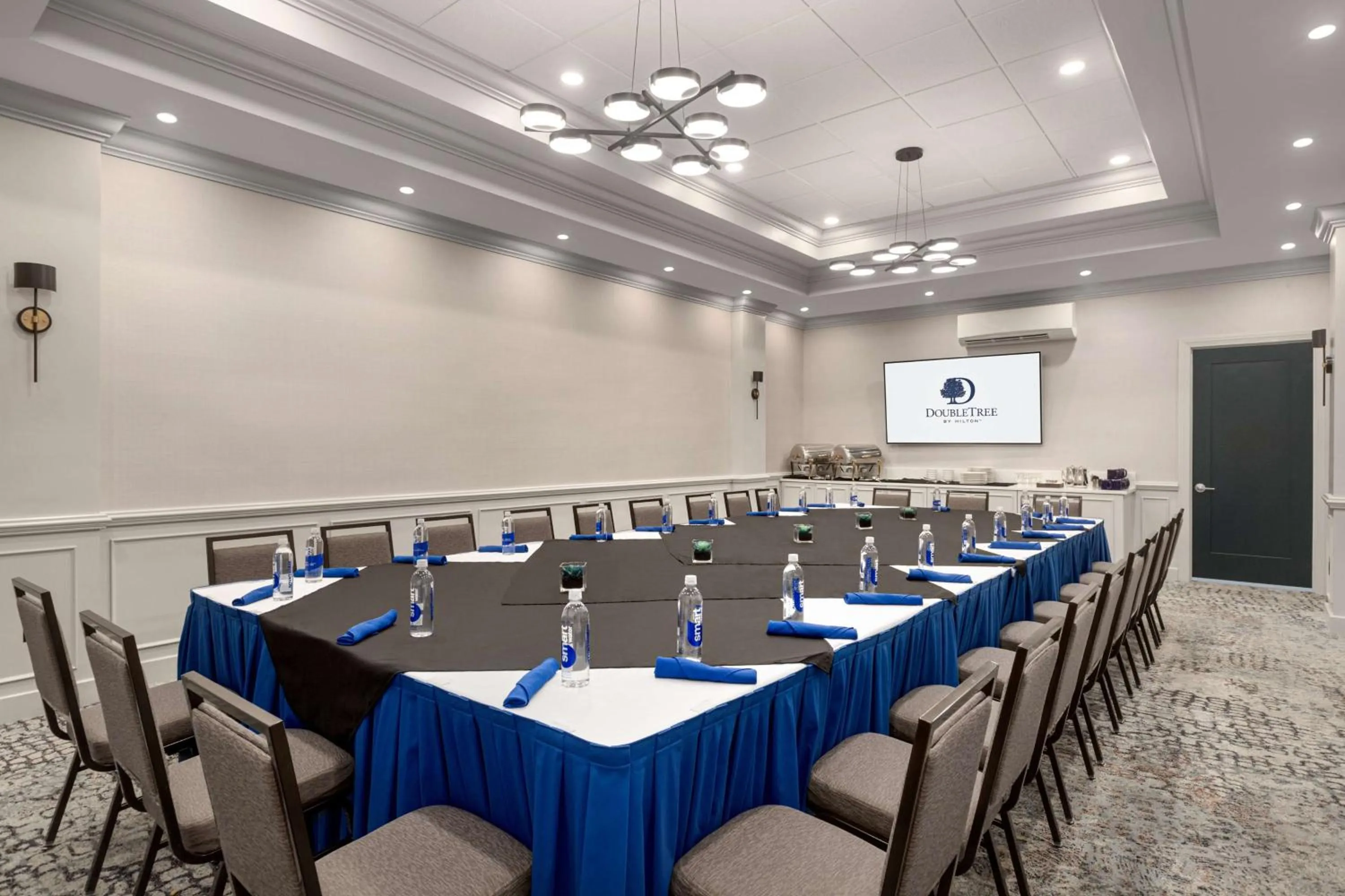 Meeting/conference room in Doubletree by Hilton Fort Myers at Bell Tower Shops