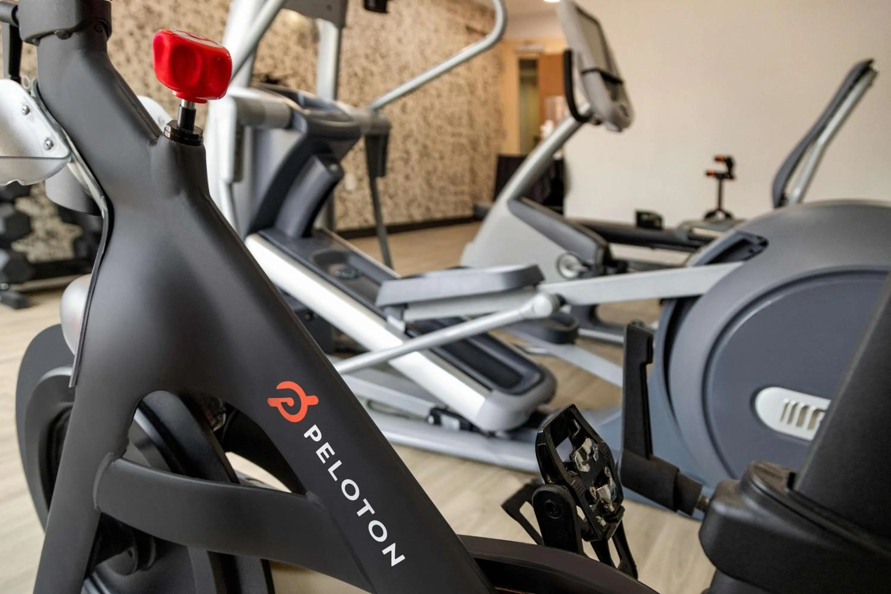 Fitness centre/facilities in Doubletree by Hilton Fort Myers at Bell Tower Shops