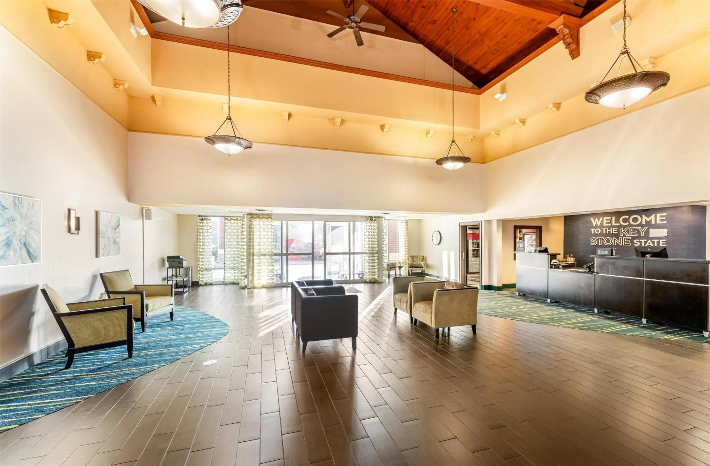 Lobby or reception in Hampton Inn & Suites Newtown