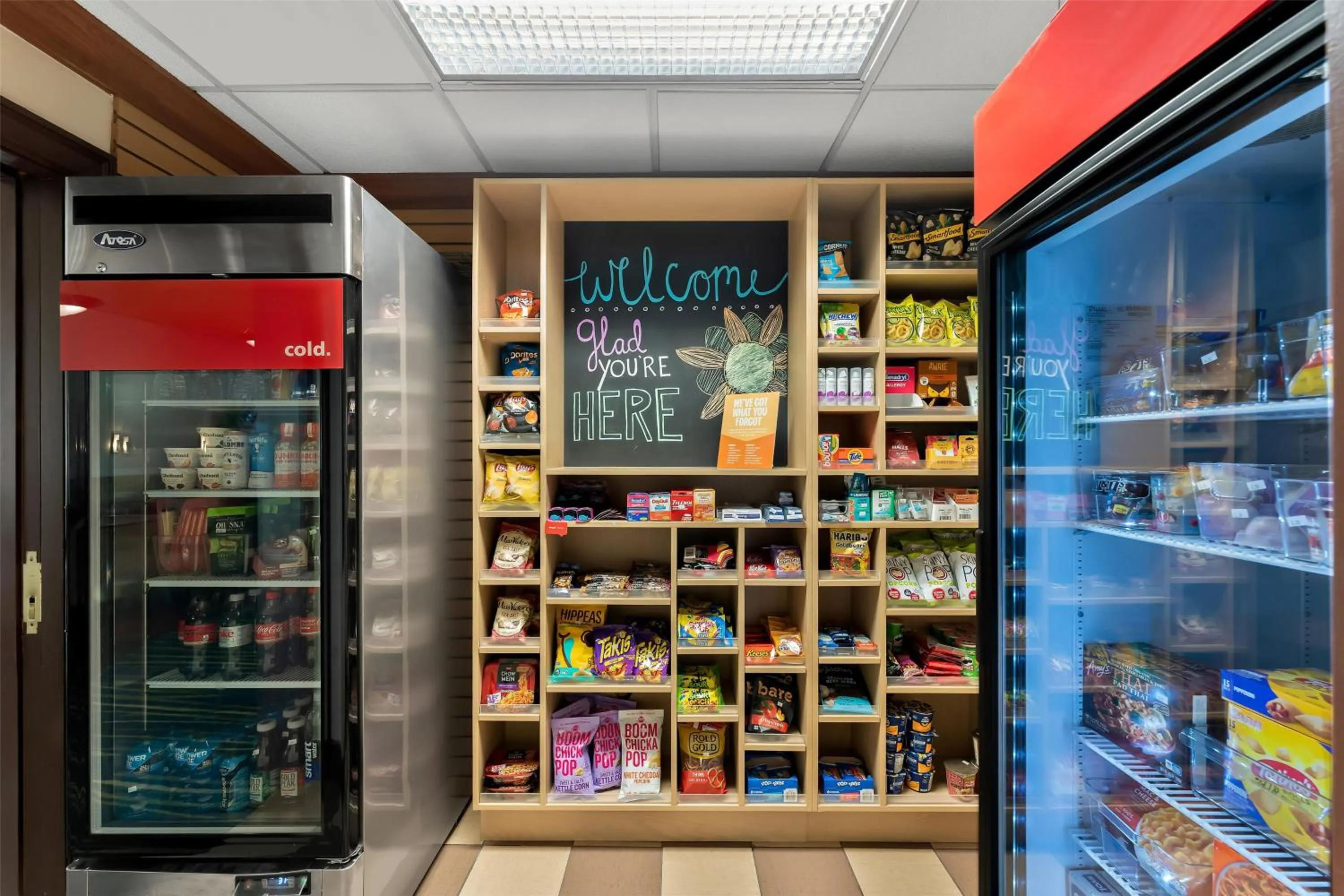 Restaurant/places to eat in Hampton Inn & Suites Newtown