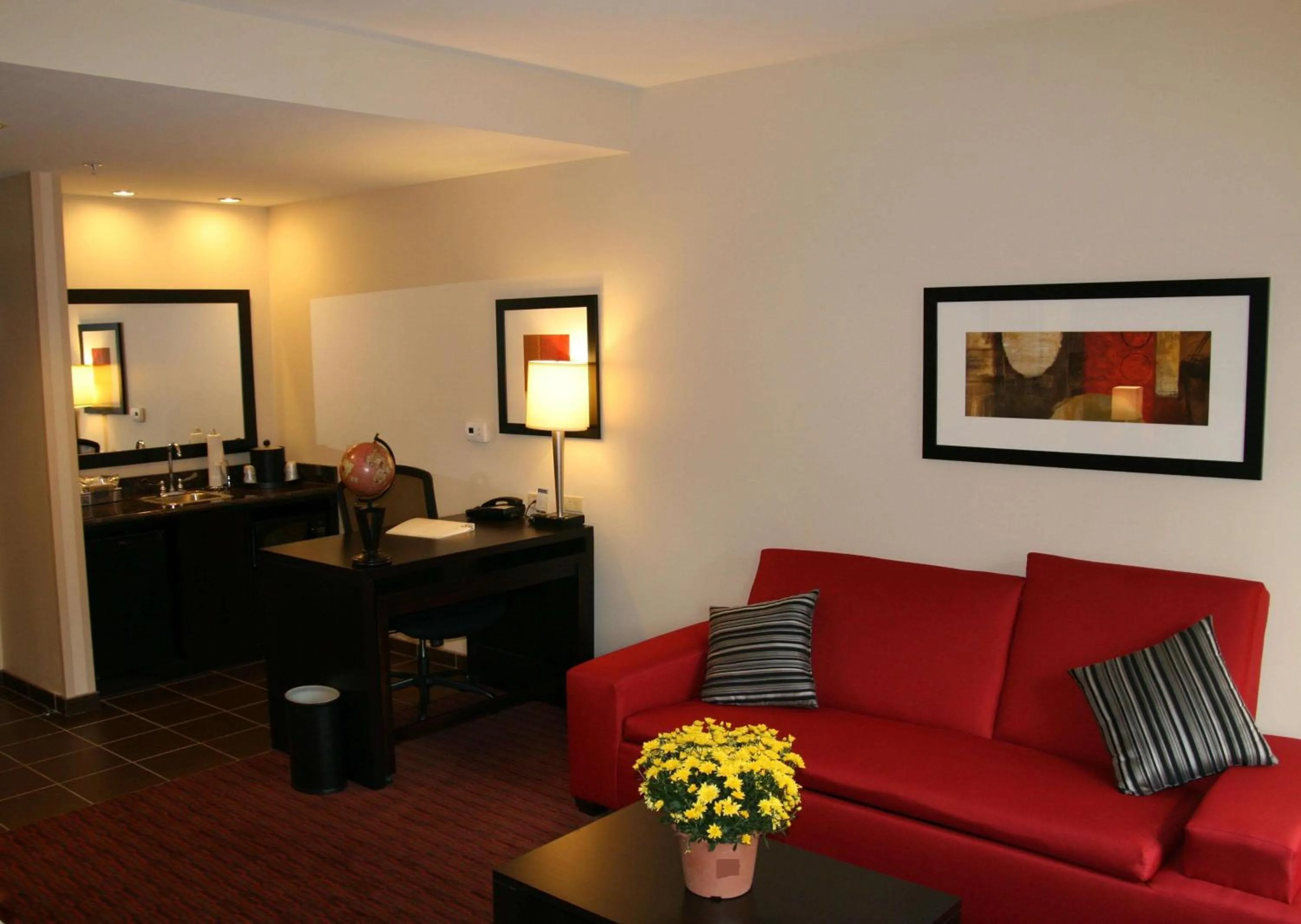 Living room in Hampton Inn & Suites Lebanon