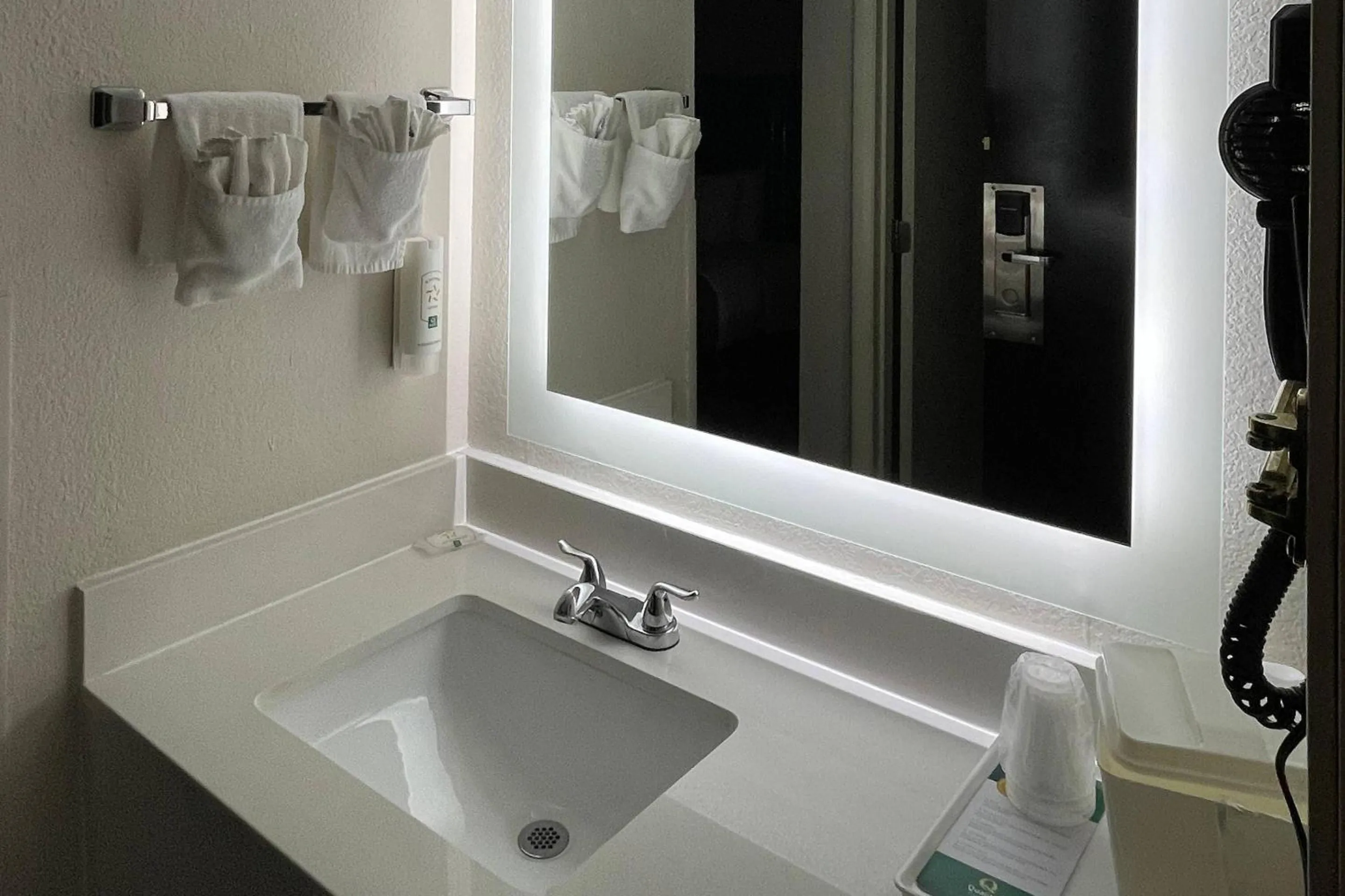 Bedroom in Quality Inn & Suites Clemmons I-40