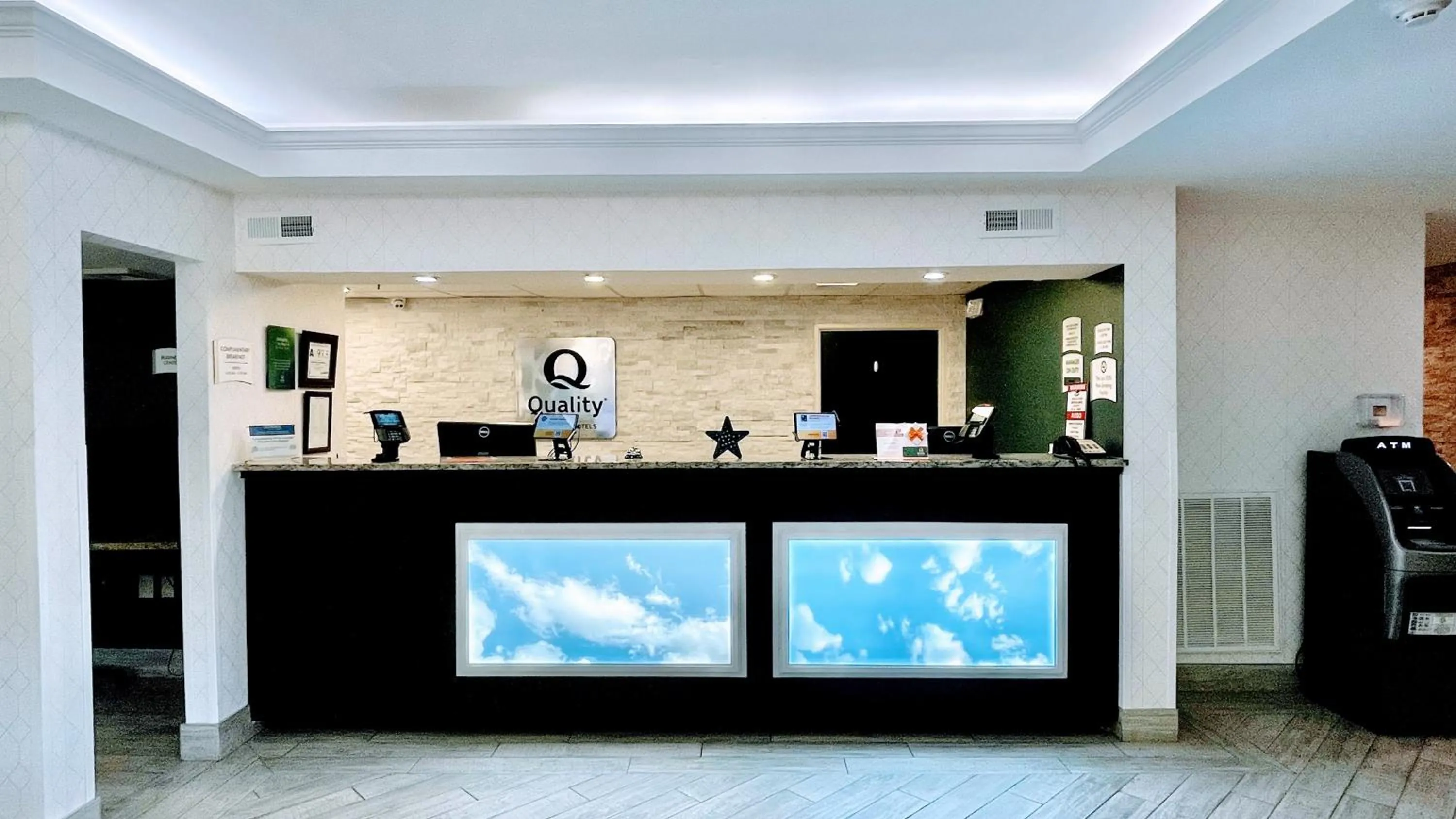 Lobby or reception in Quality Inn & Suites Clemmons I-40