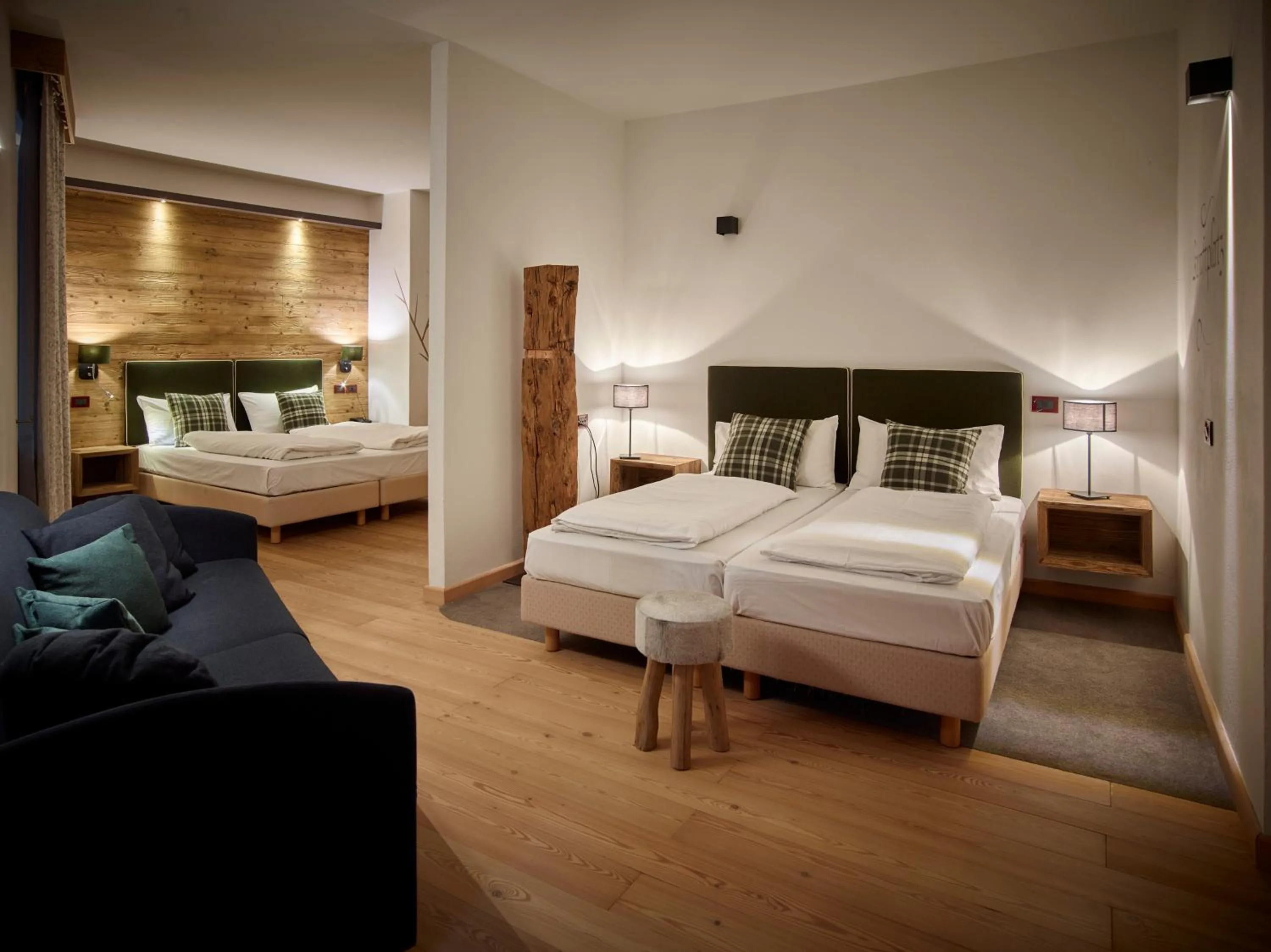 Bed in Romantic Hotel Excelsior