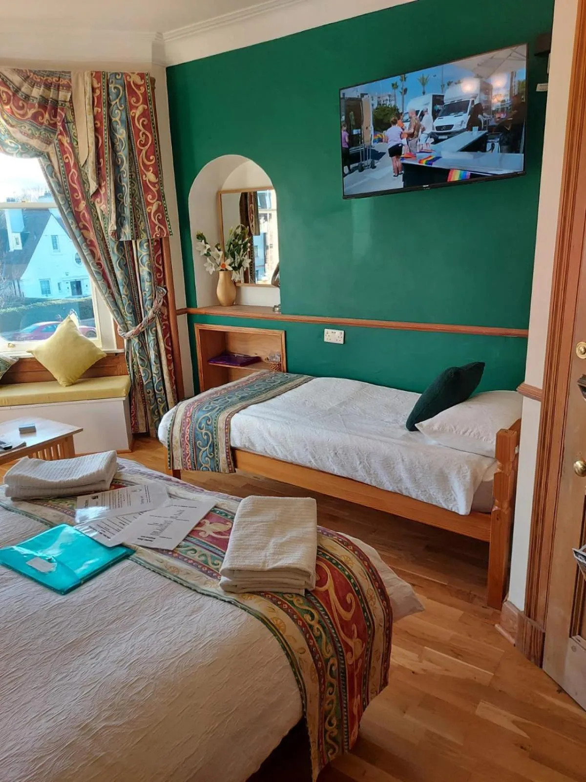 TV and multimedia, Bed in Another Room