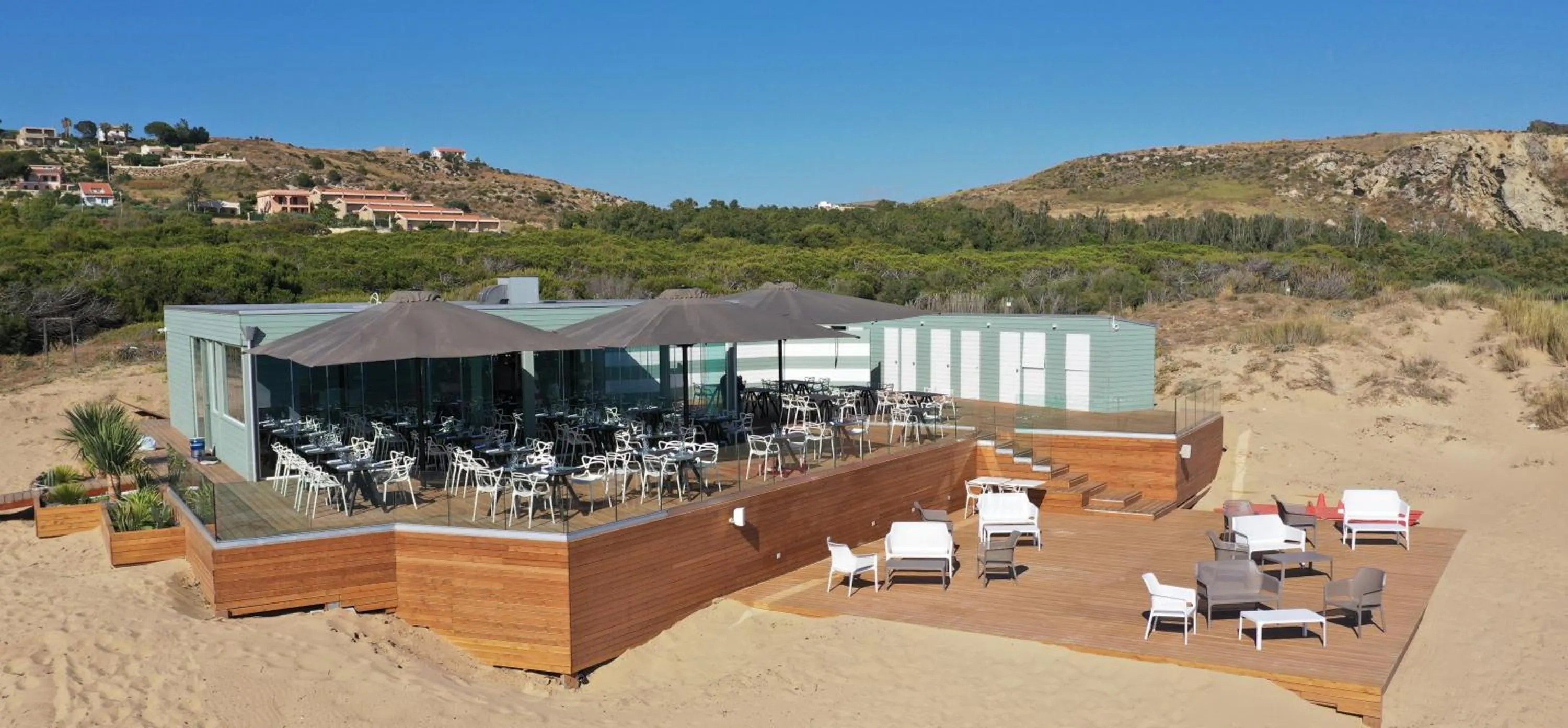 Restaurant/places to eat in Luna Minoica Suites and Apartments