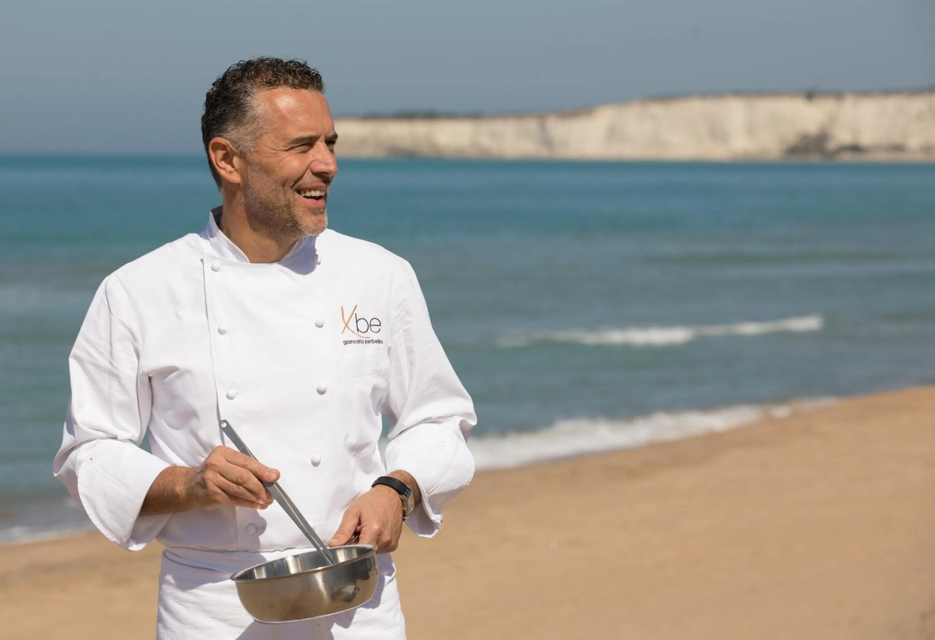 Restaurant/places to eat in Luna Minoica Suites and Apartments