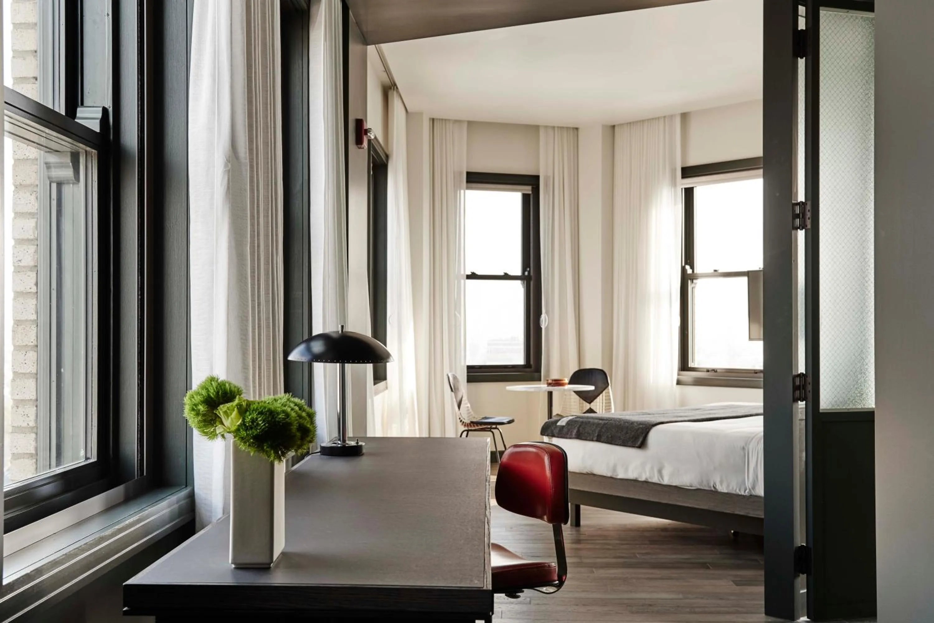 Bed in The Robey, Chicago, a Member of Design Hotels