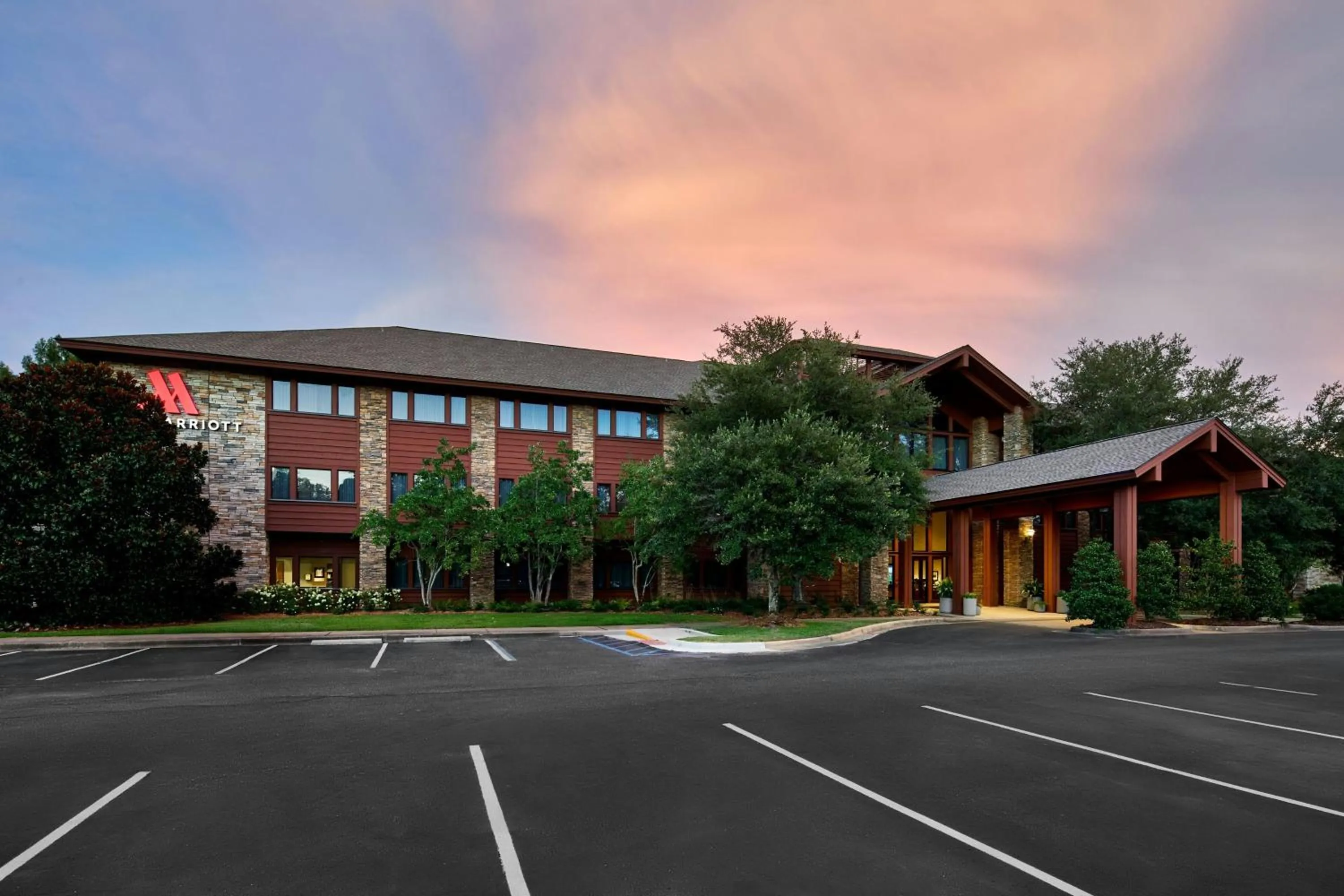 Property building in Montgomery Marriott Prattville Hotel & Conf Ctr at Capitol Hill