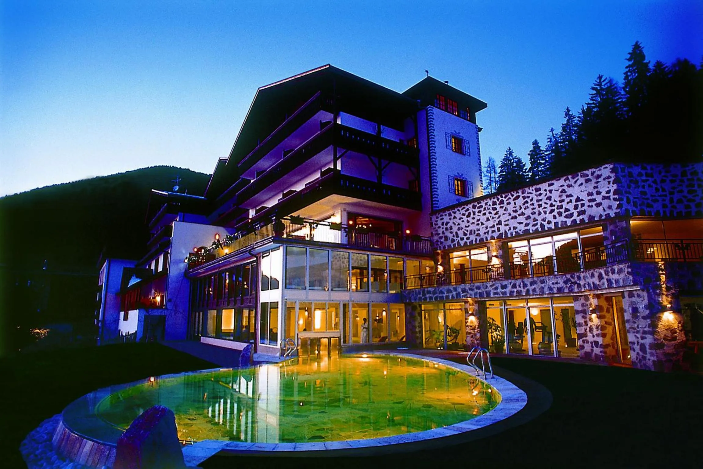 Facade/entrance in Romantik Hotel Post