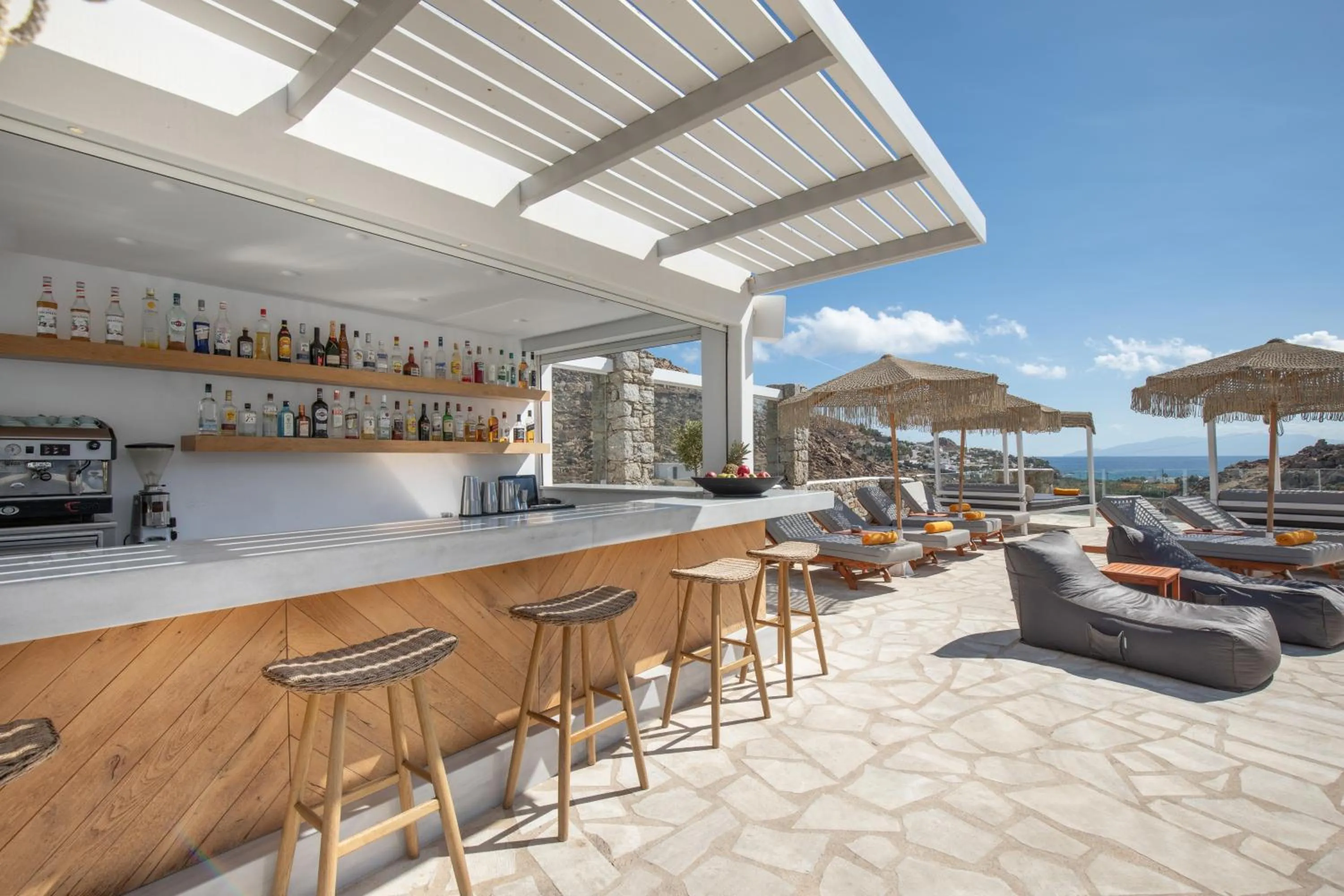 Lounge or bar in Paradise View Hotel