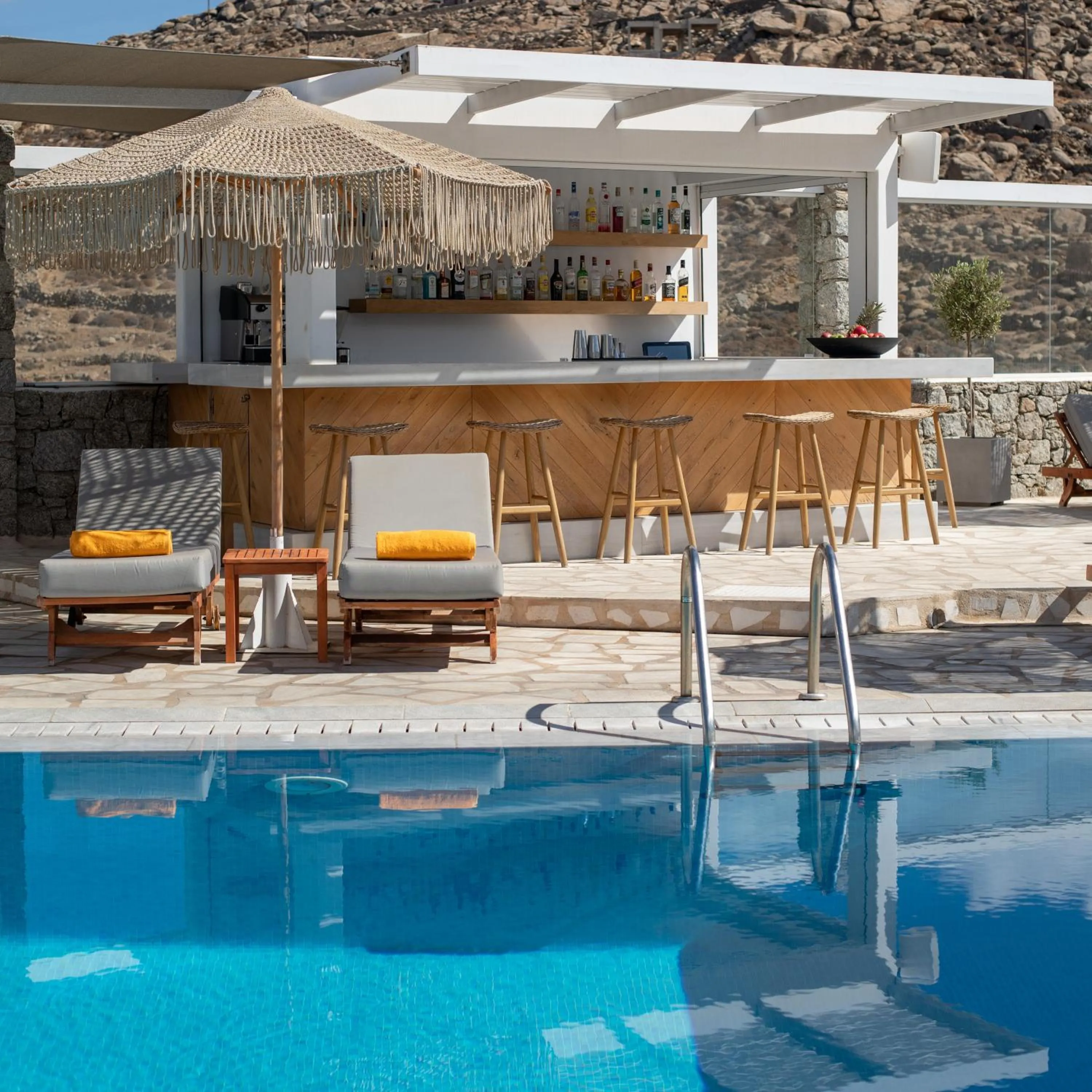 Lounge or bar in Paradise View Hotel