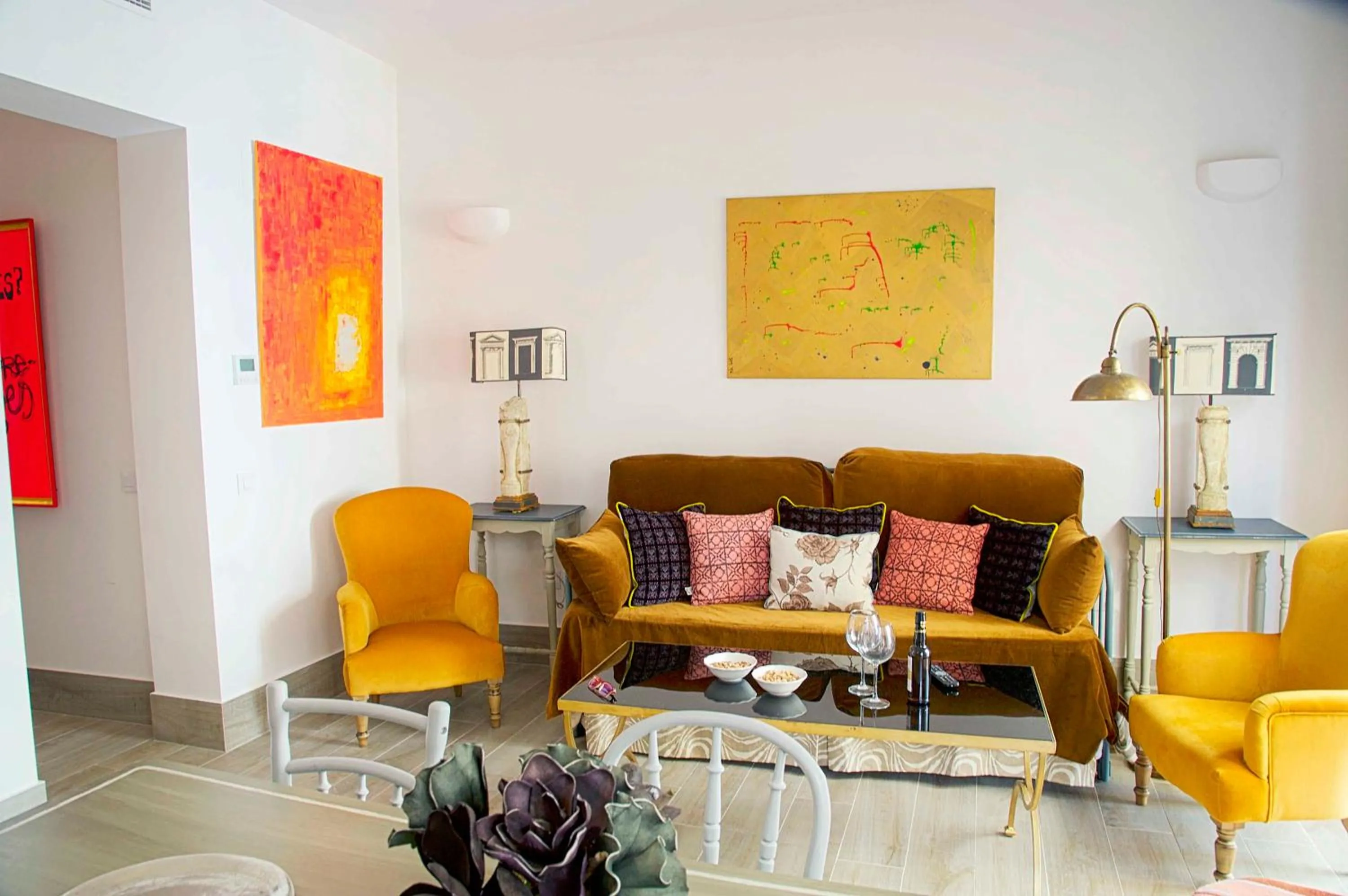 Living room in Overland Suites Catedral