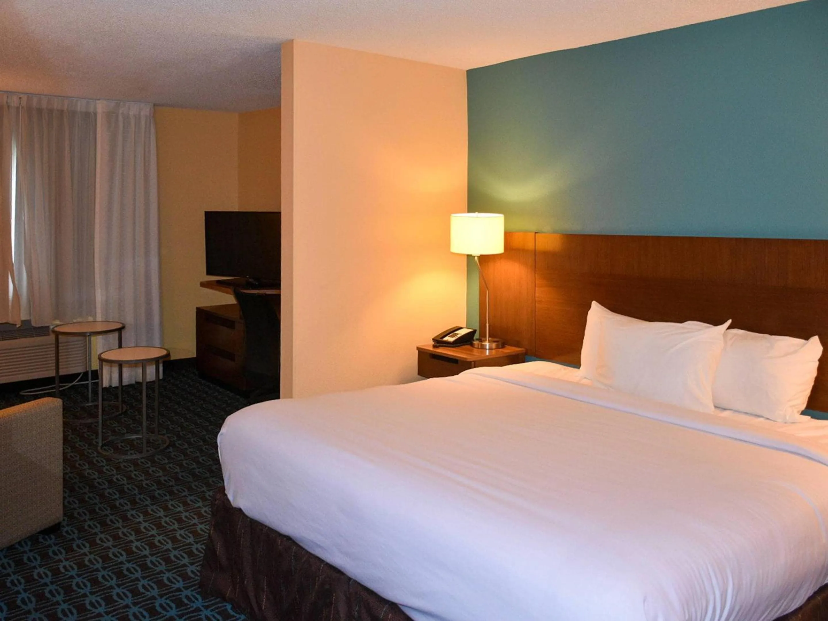 Bedroom, Bed in Comfort Inn & Suites Texas City I-45