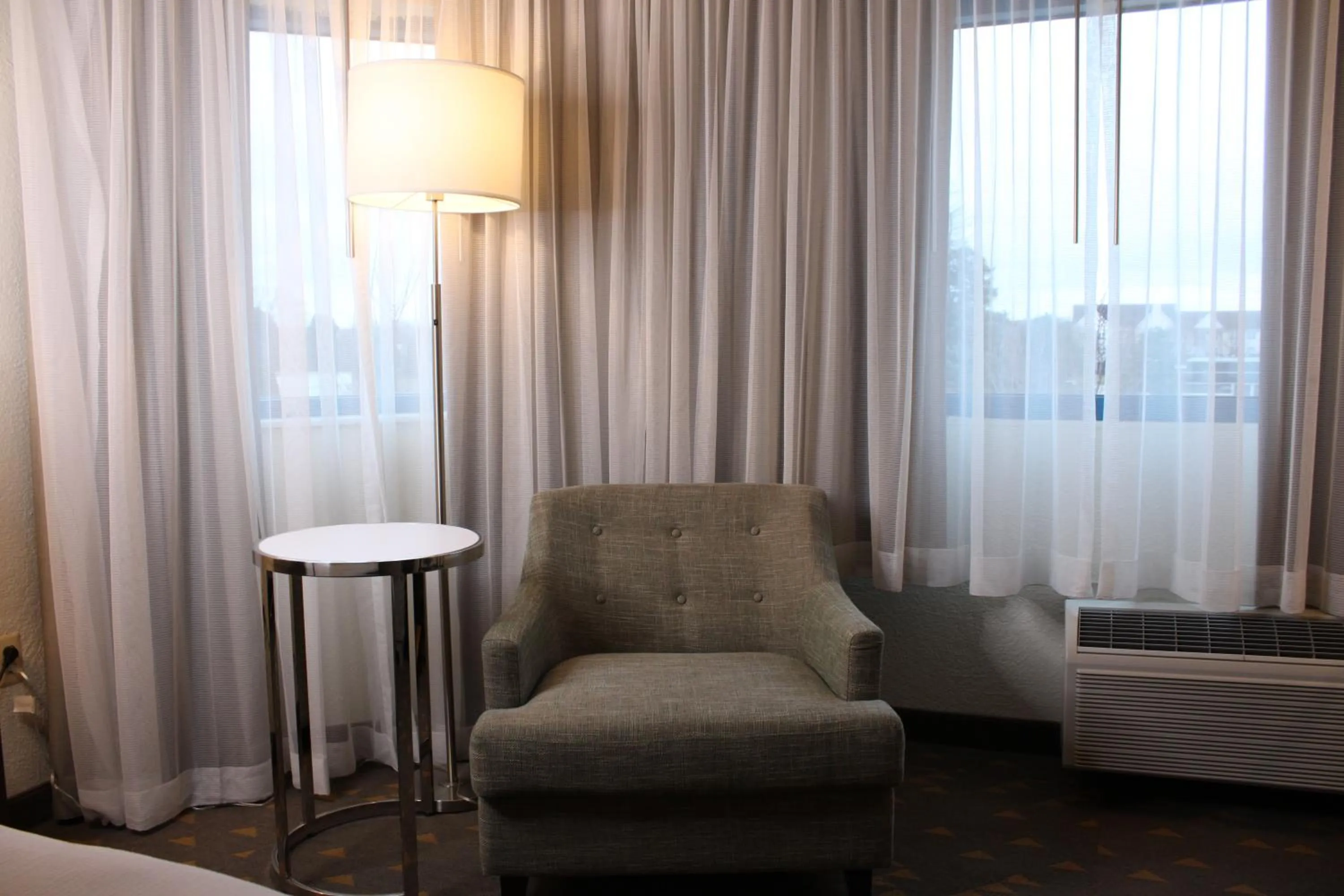 Wyndham Flint MI Grand Blanc Bishop Airport Conference Ct