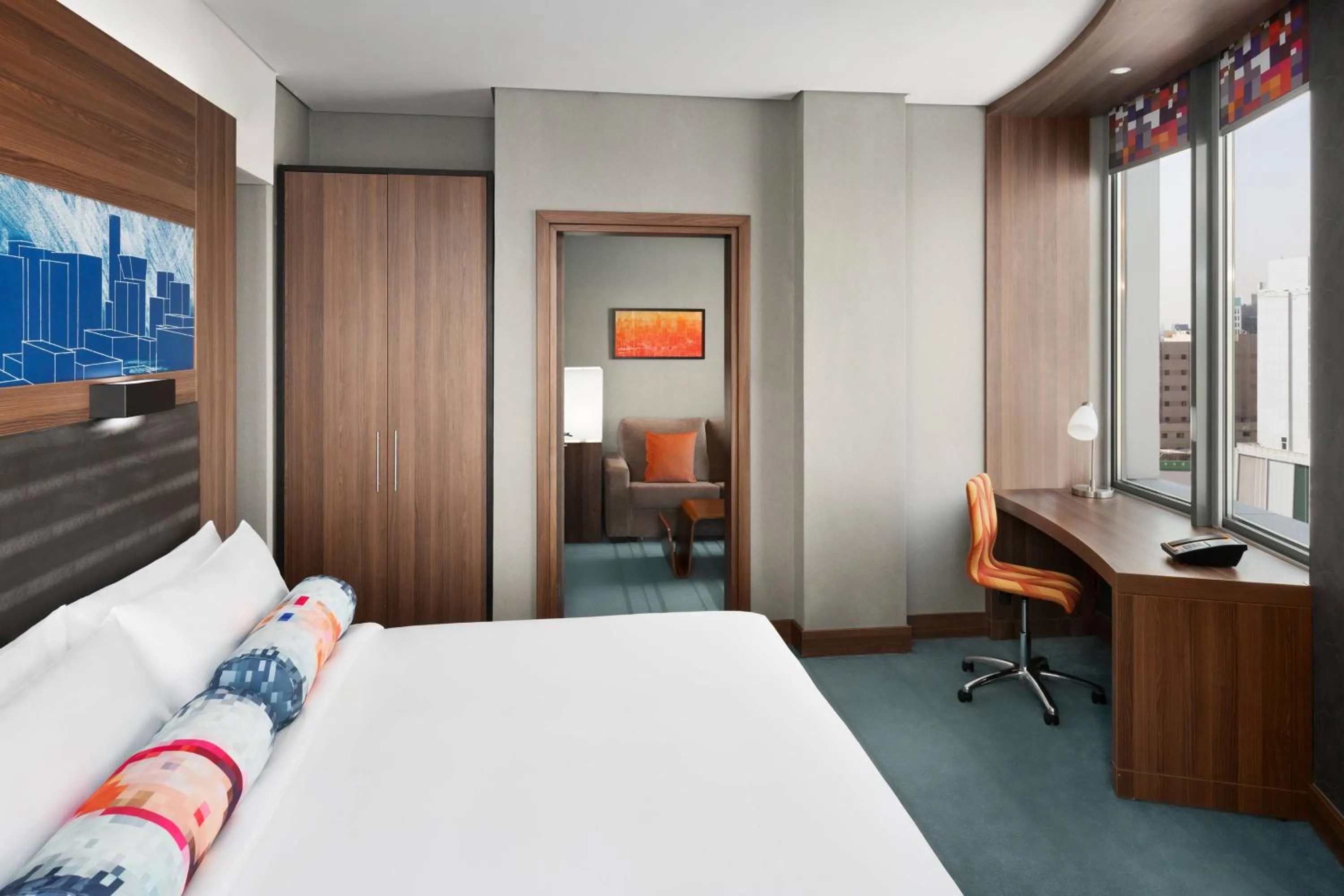 Bedroom, Bed in Aloft Riyadh Hotel