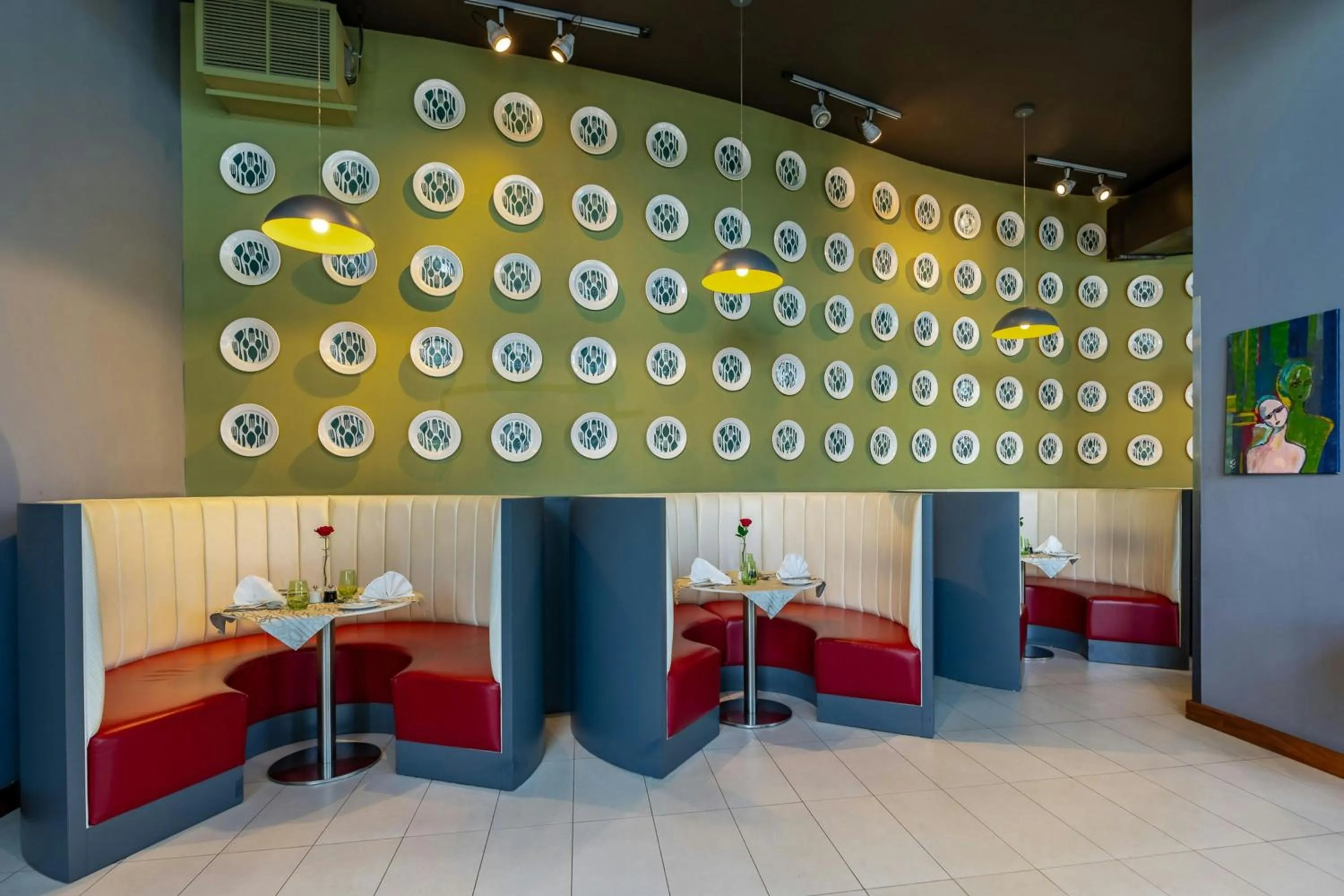 Restaurant/places to eat in Aloft Riyadh Hotel