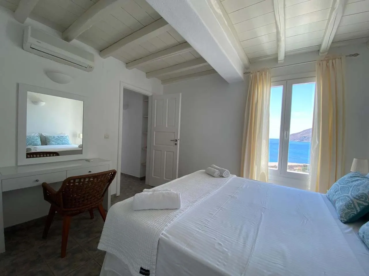 Bedroom, Bed in Salty Houses