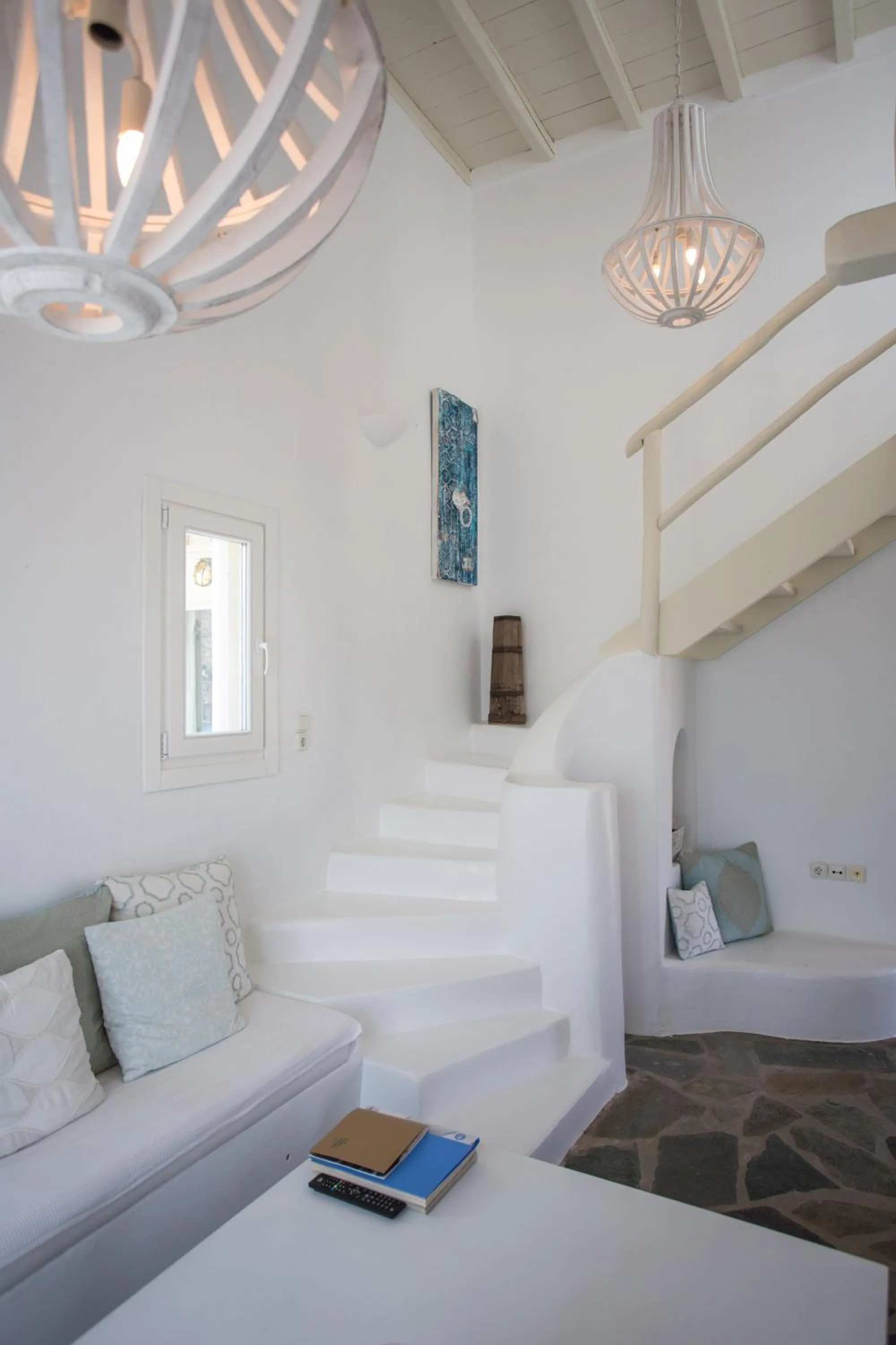 Living room, Bed in Salty Houses