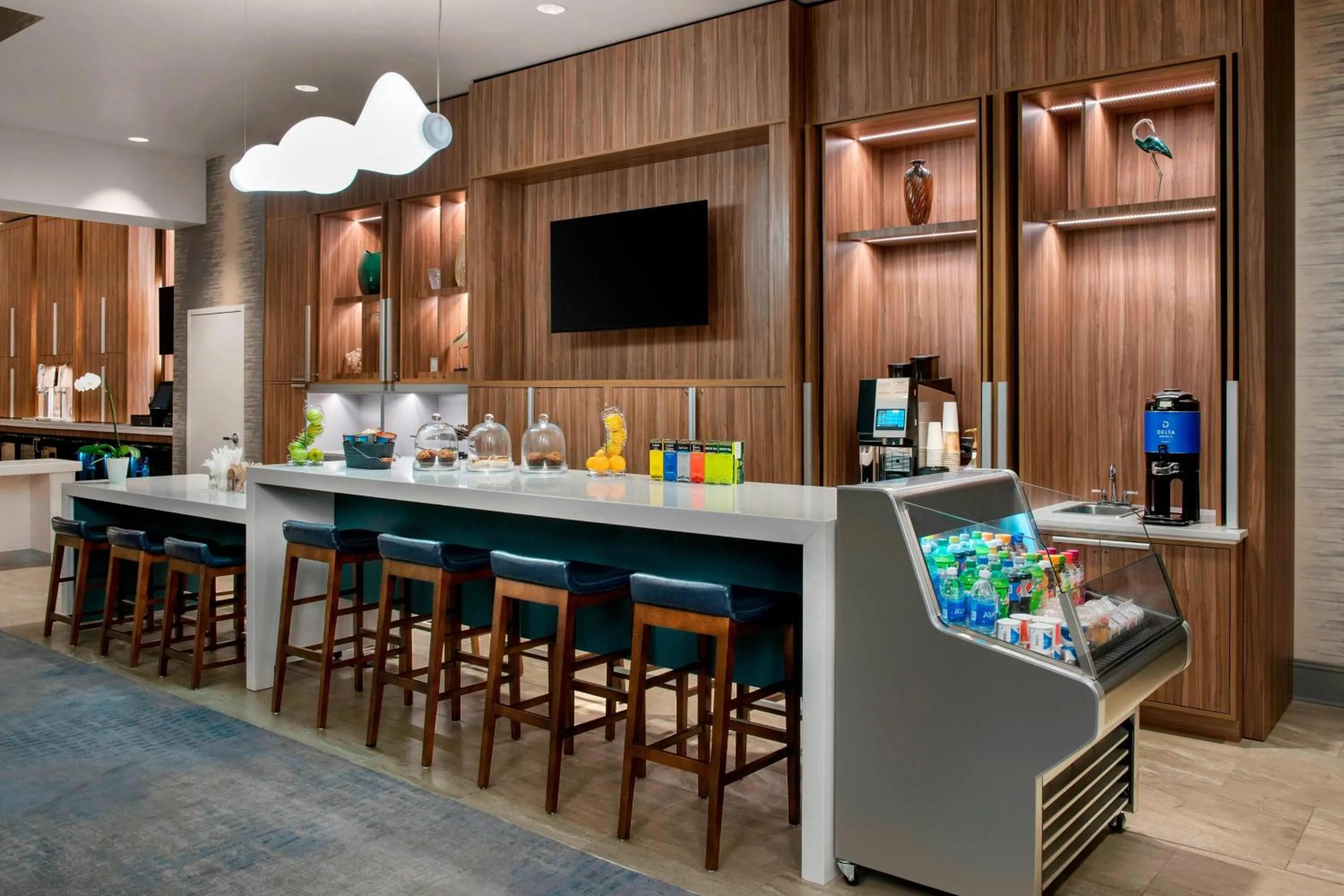 Restaurant/places to eat in Delta Hotels by Marriott Richmond Downtown