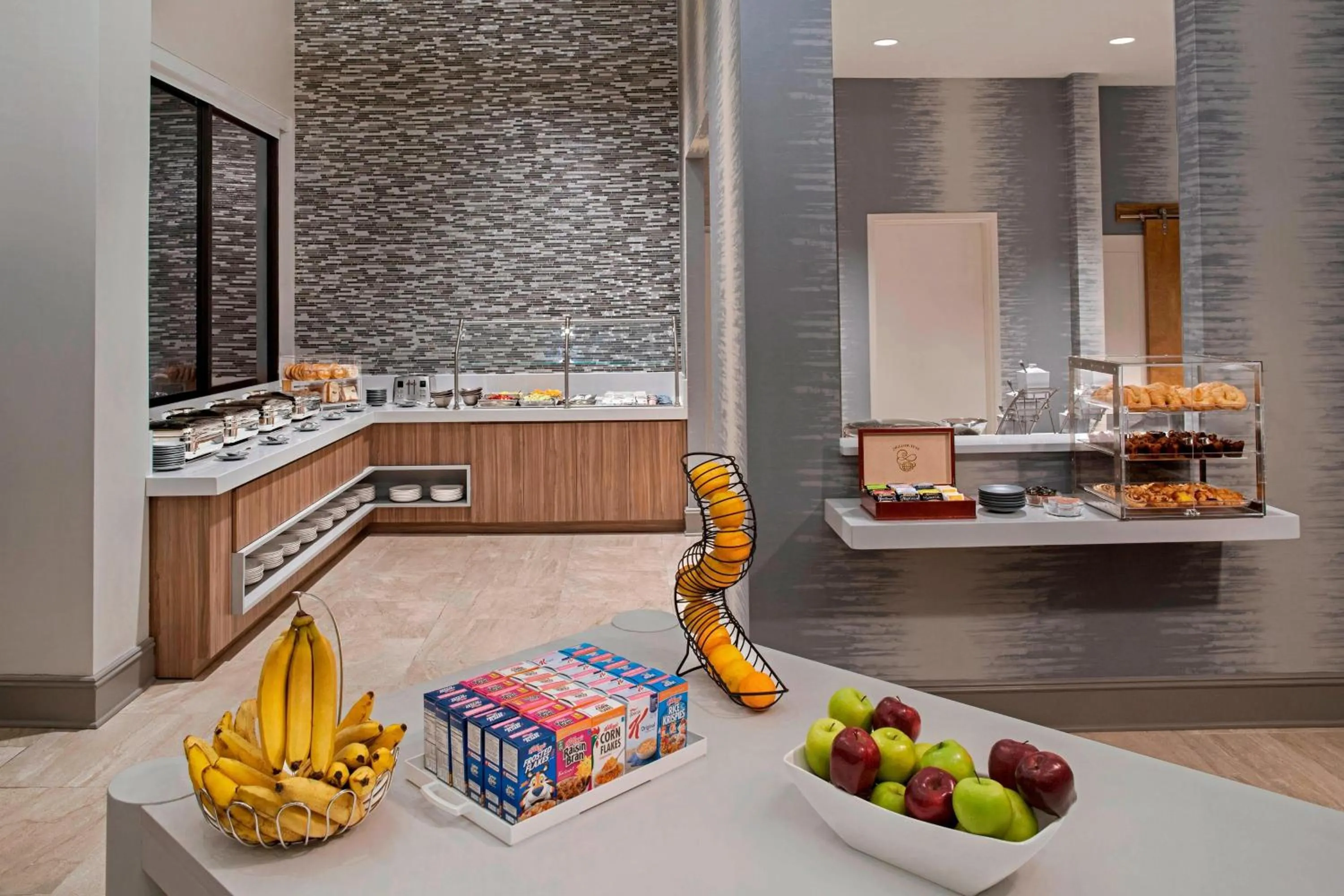 Breakfast in Delta Hotels by Marriott Richmond Downtown