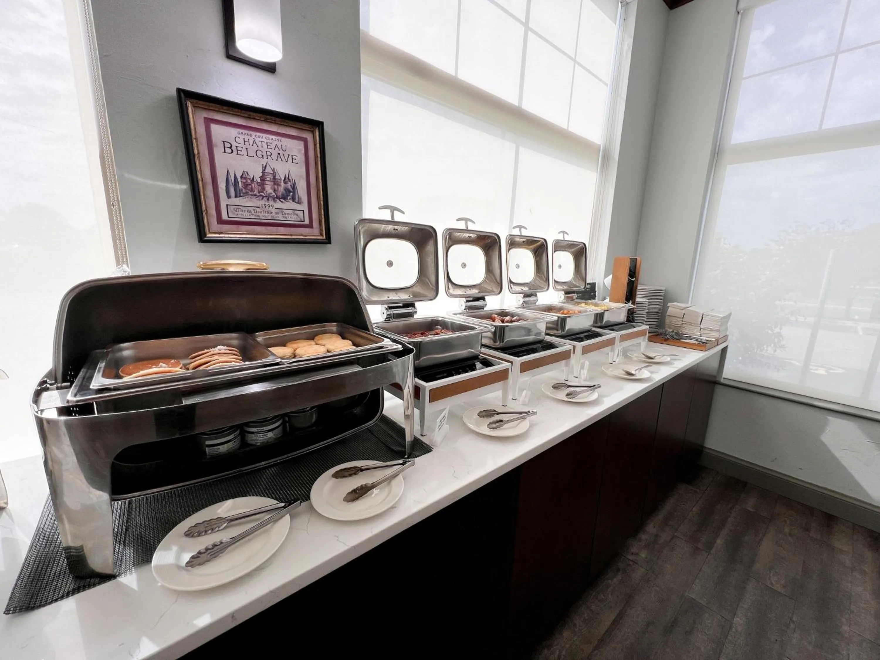 Breakfast in Holiday Inn Hotel & Suites Madison West - Middleton by IHG