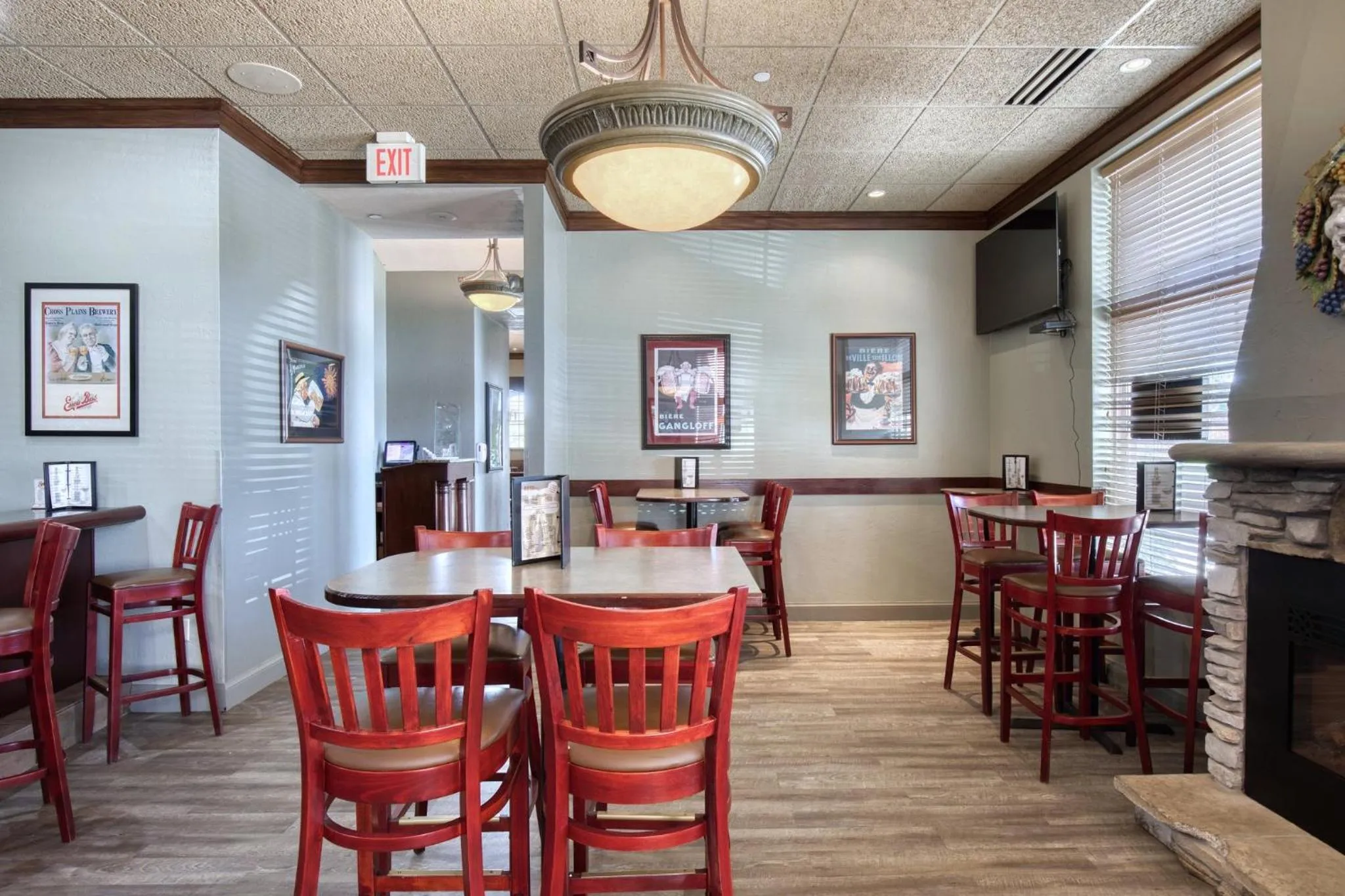 Restaurant/places to eat in Holiday Inn Hotel & Suites Madison West - Middleton by IHG