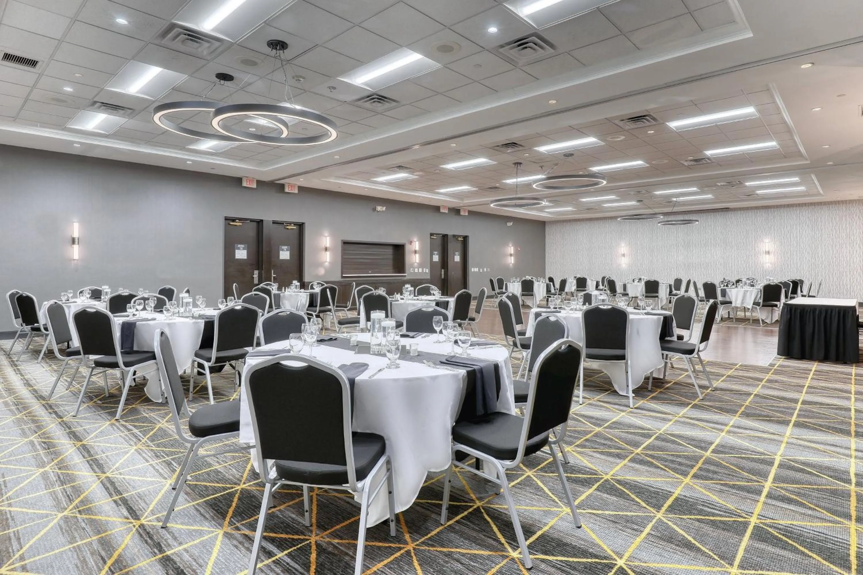 Banquet/Function facilities in Holiday Inn Hotel & Suites Madison West - Middleton by IHG