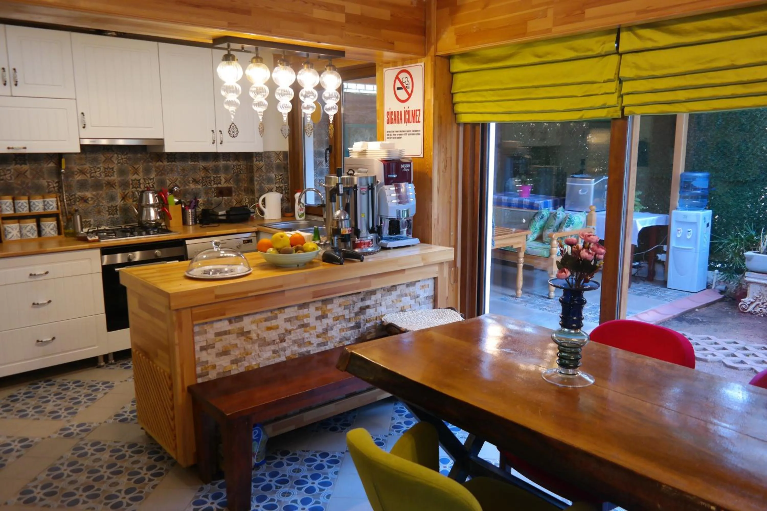 Lounge or bar in Aşıklar Otel By Şükrü