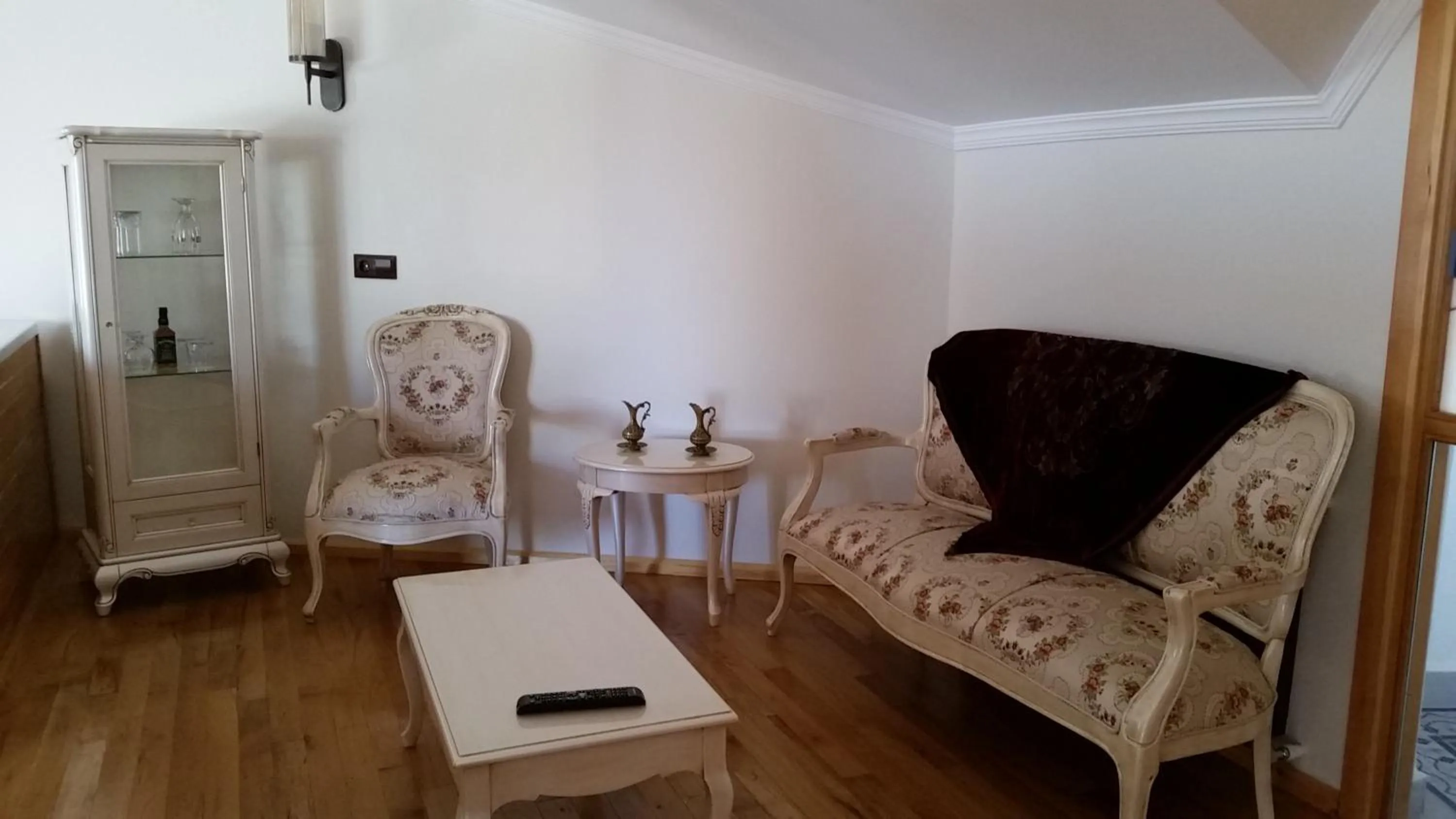 Decorative detail in Aşıklar Otel By Şükrü