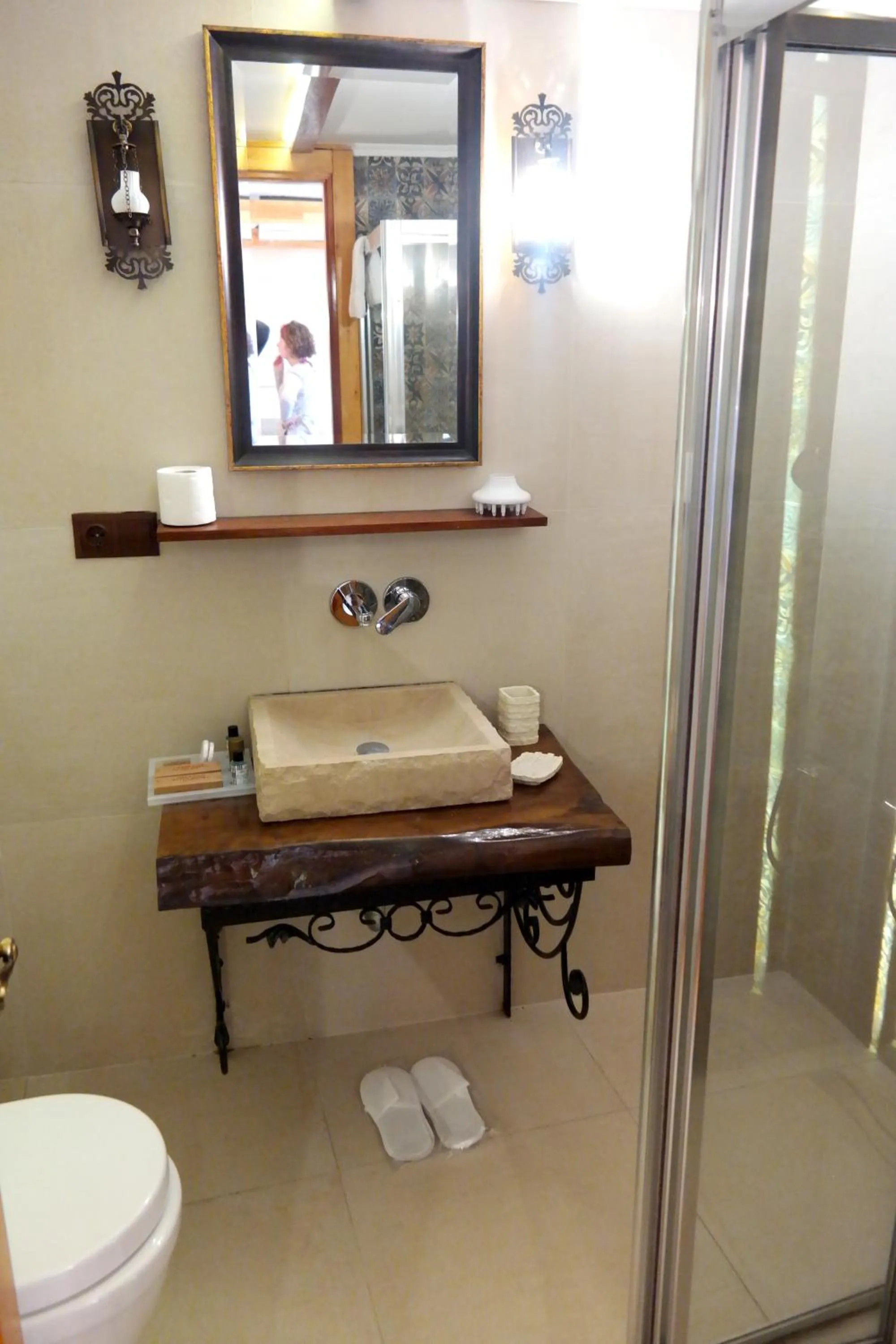 Bathroom in Aşıklar Otel By Şükrü