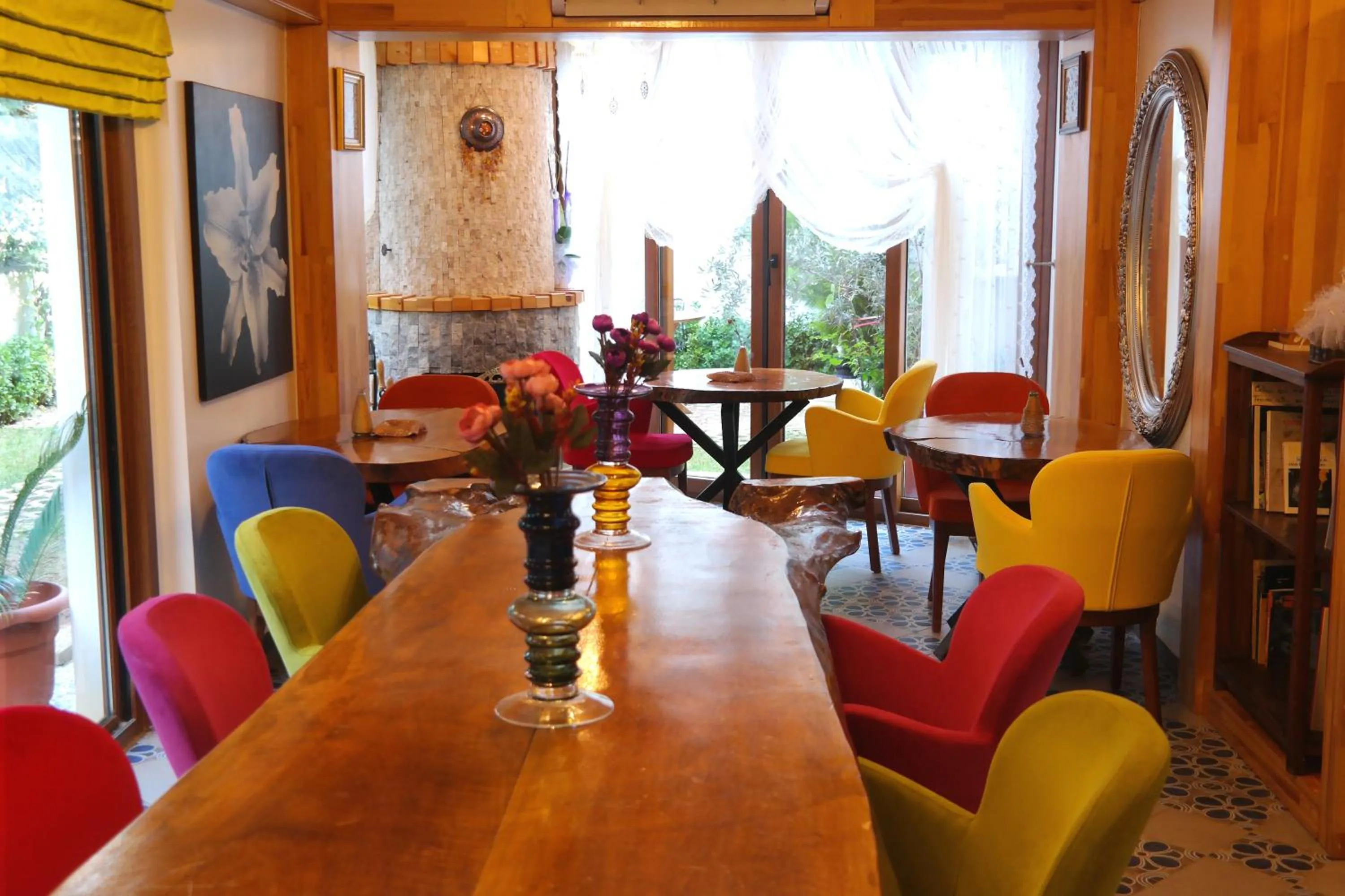 Restaurant/places to eat in Aşıklar Otel By Şükrü