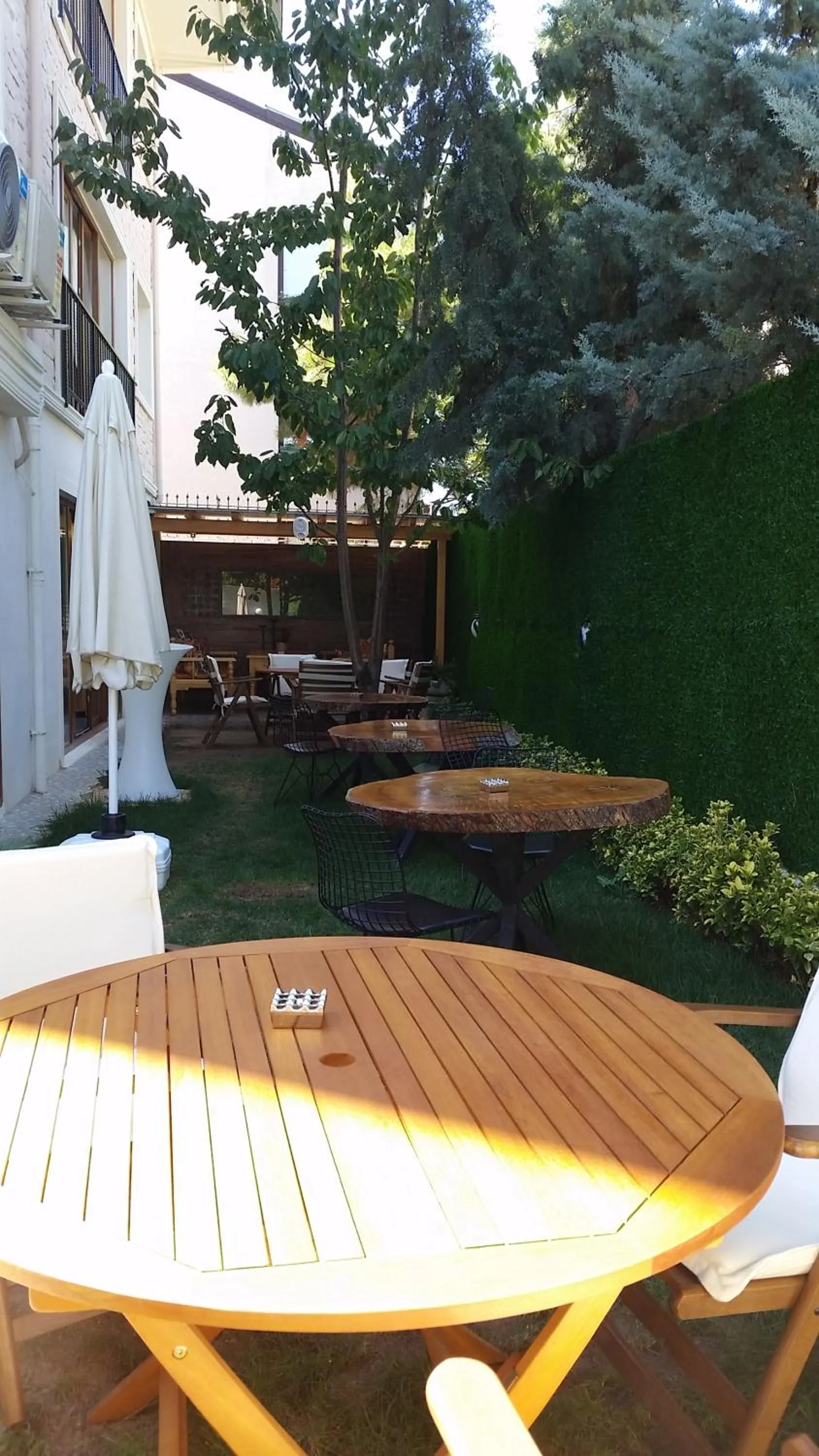 Garden in Aşıklar Otel By Şükrü