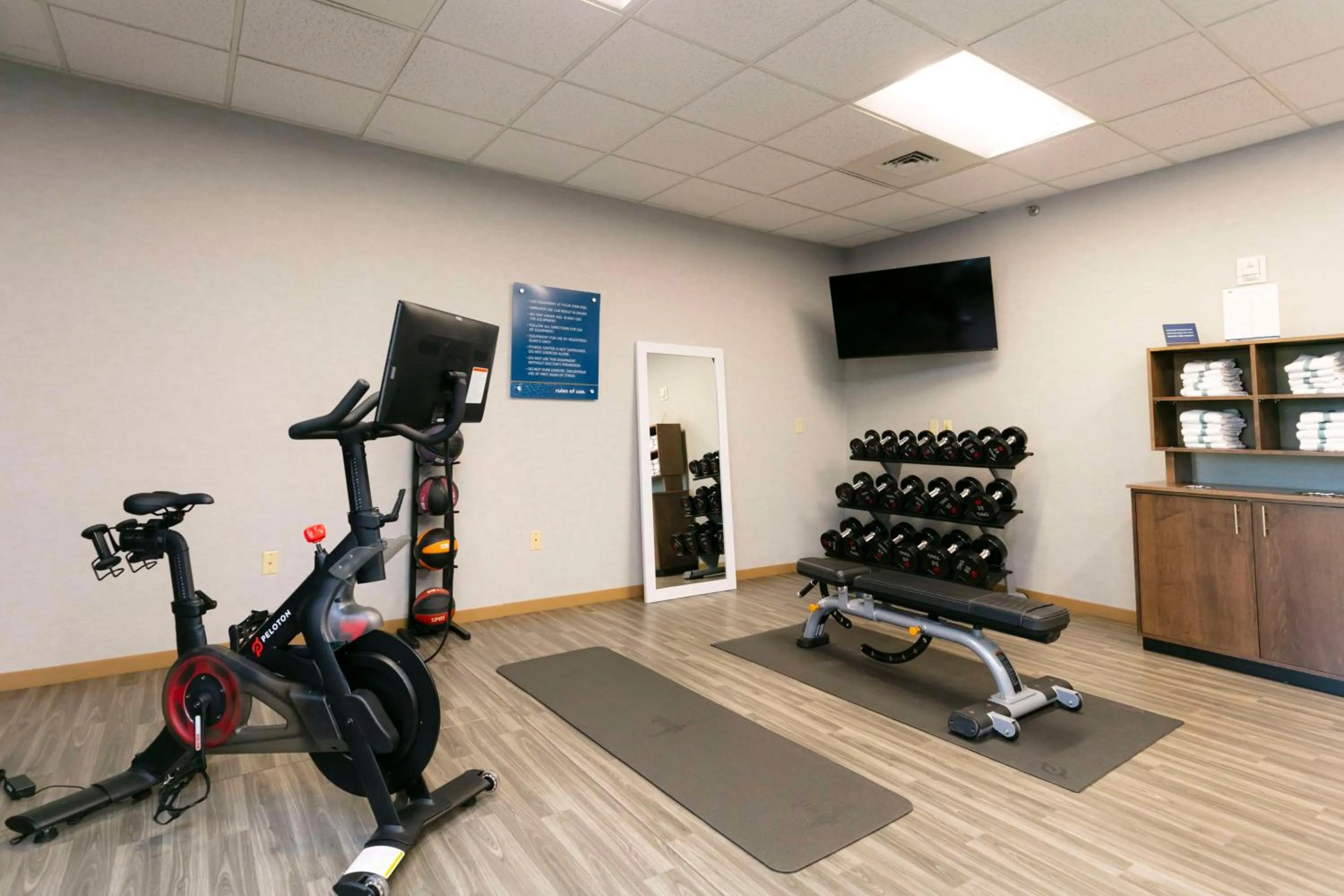 Fitness centre/facilities in Hampton Inn Scranton at Montage Mountain