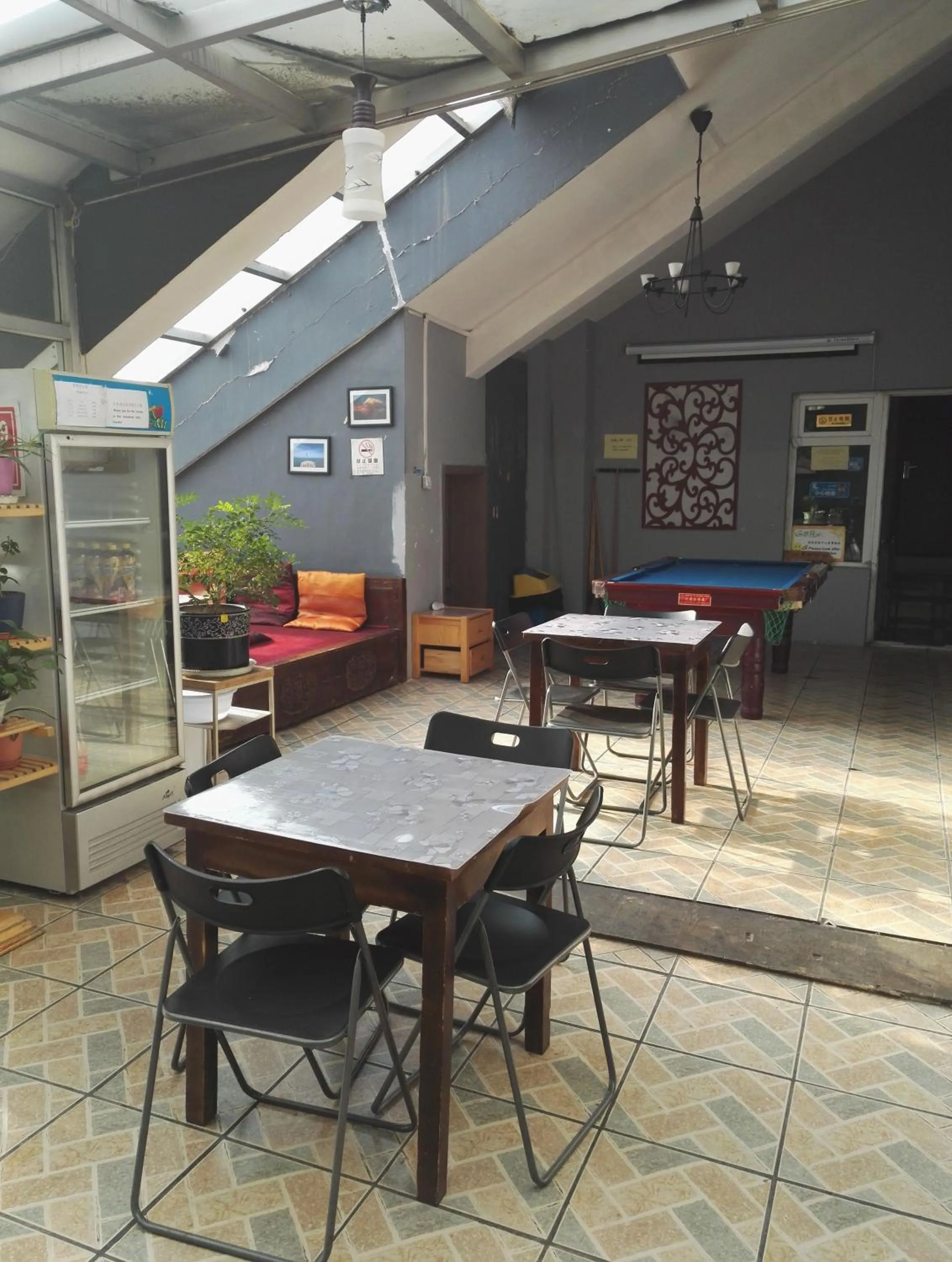 Lounge or bar in LETE Hostel